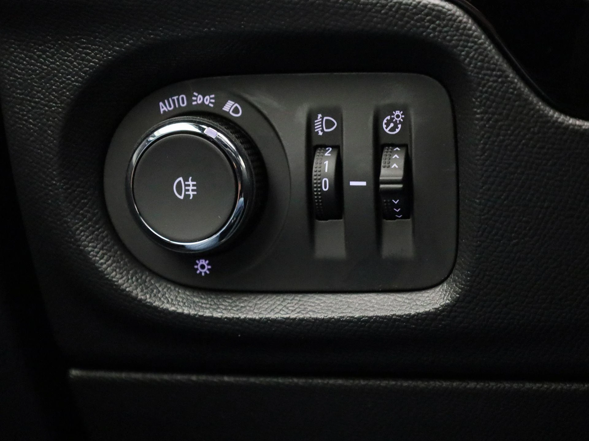 Opel-Corsa-image-17