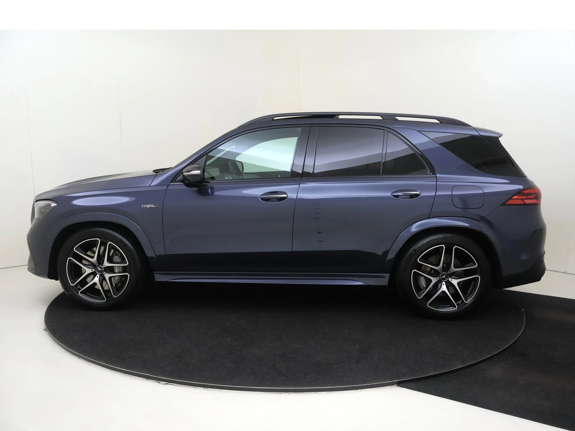 Mercedes-Benz-GLE-image-6
