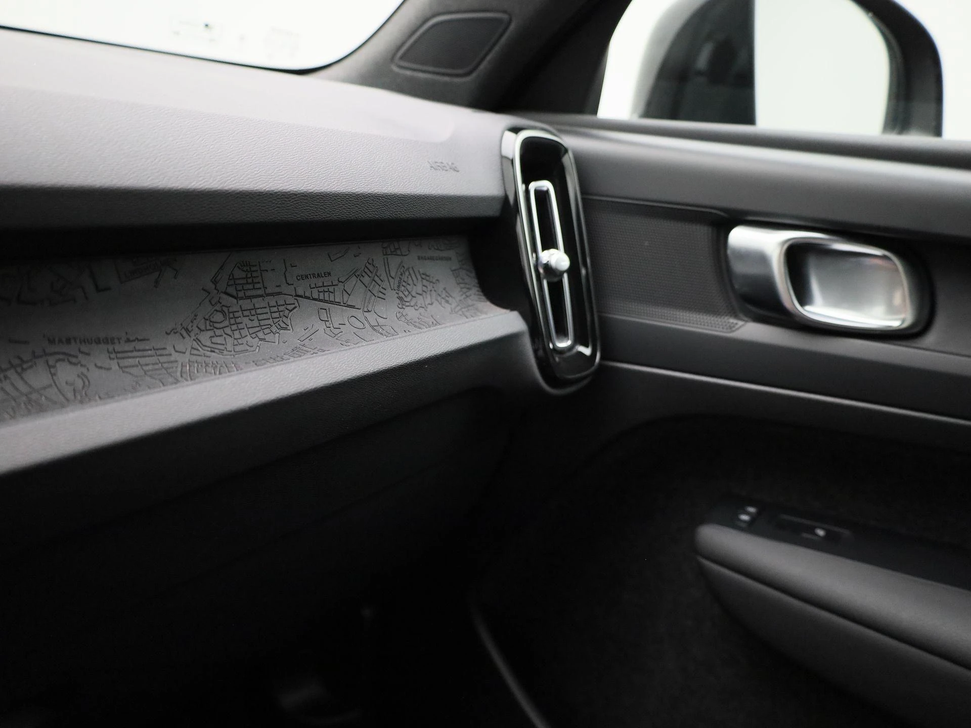 Volvo-XC40-image-26