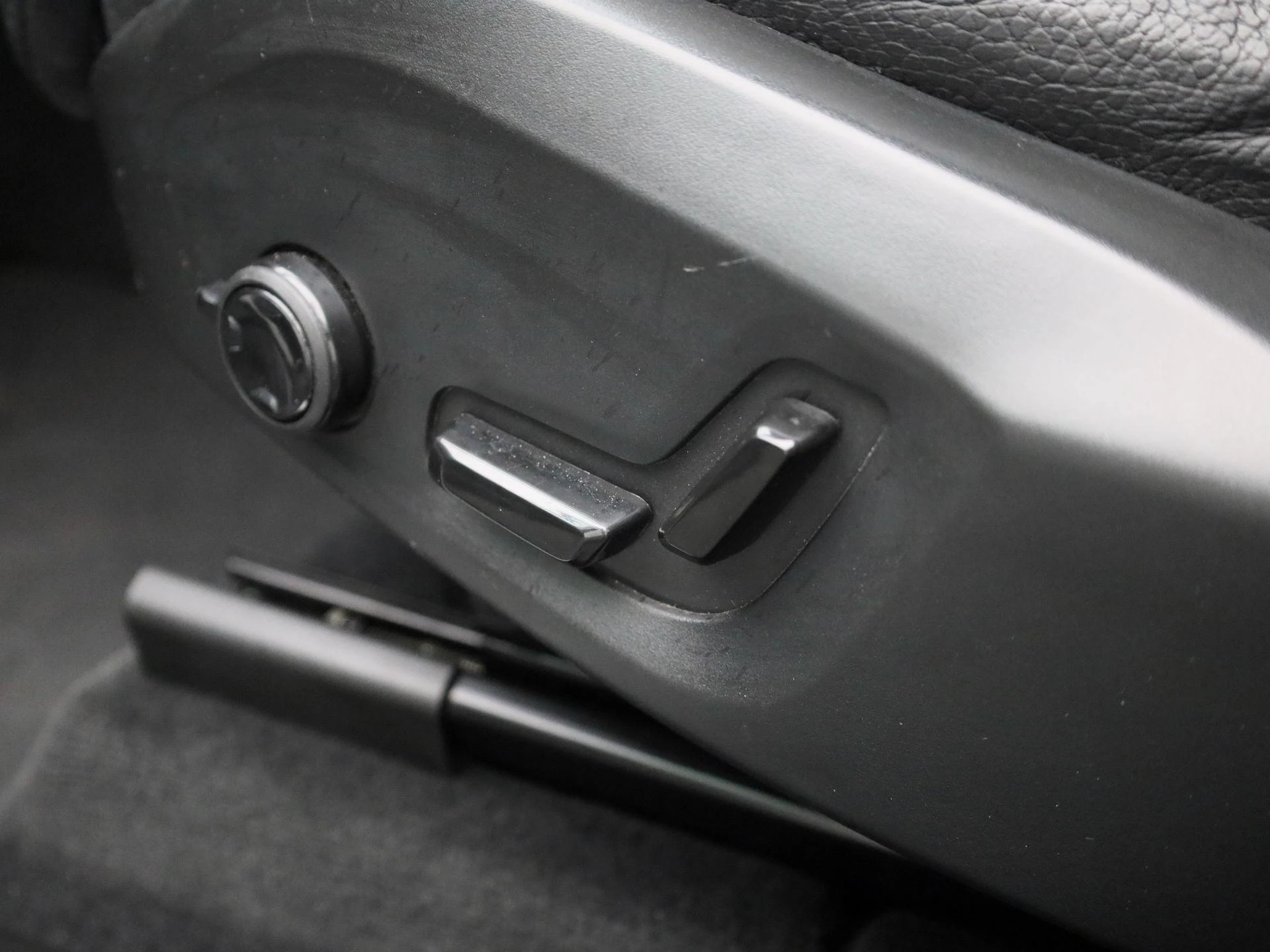Volvo-XC60-image-35
