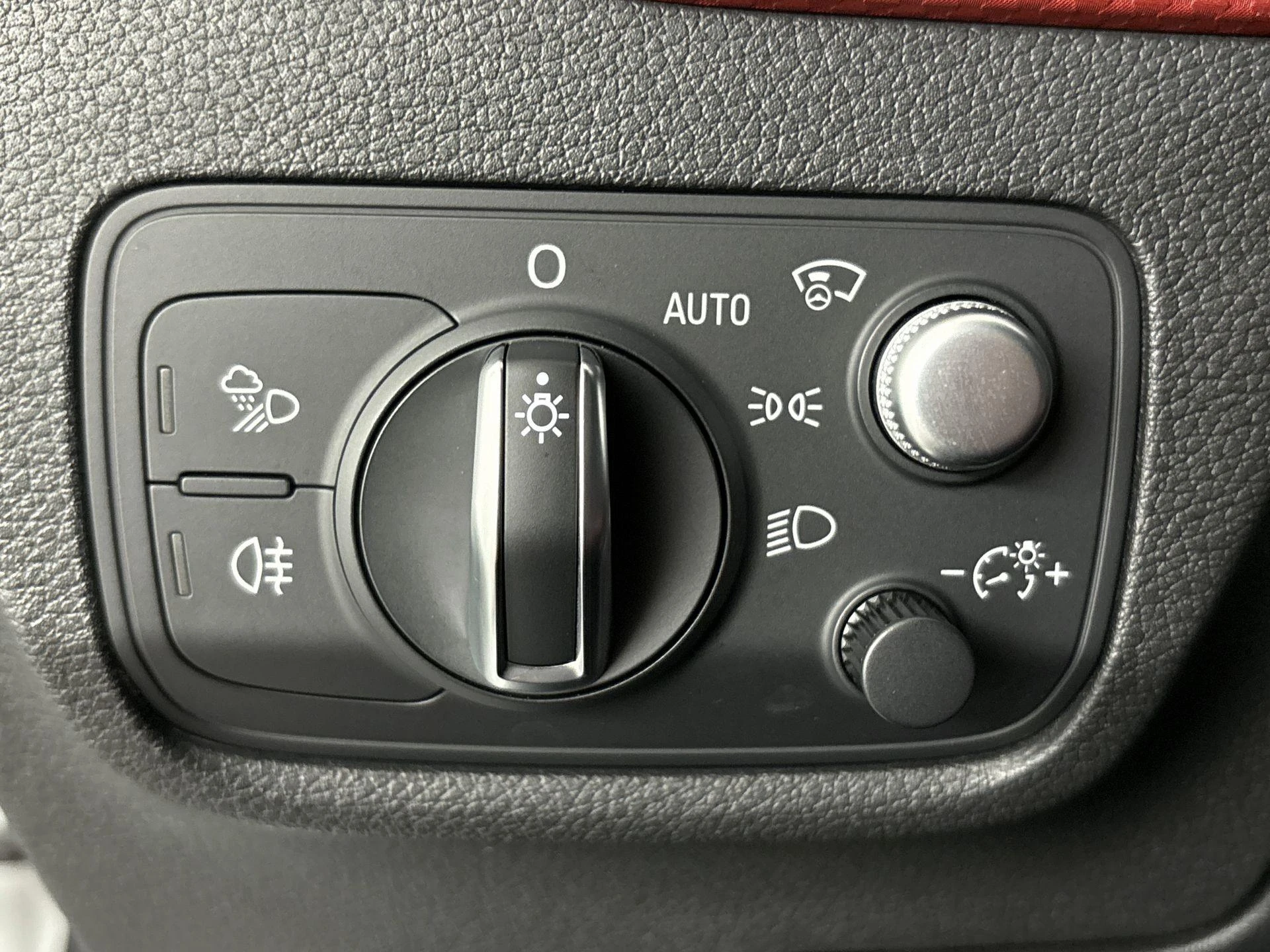 Audi-Q2-image-21
