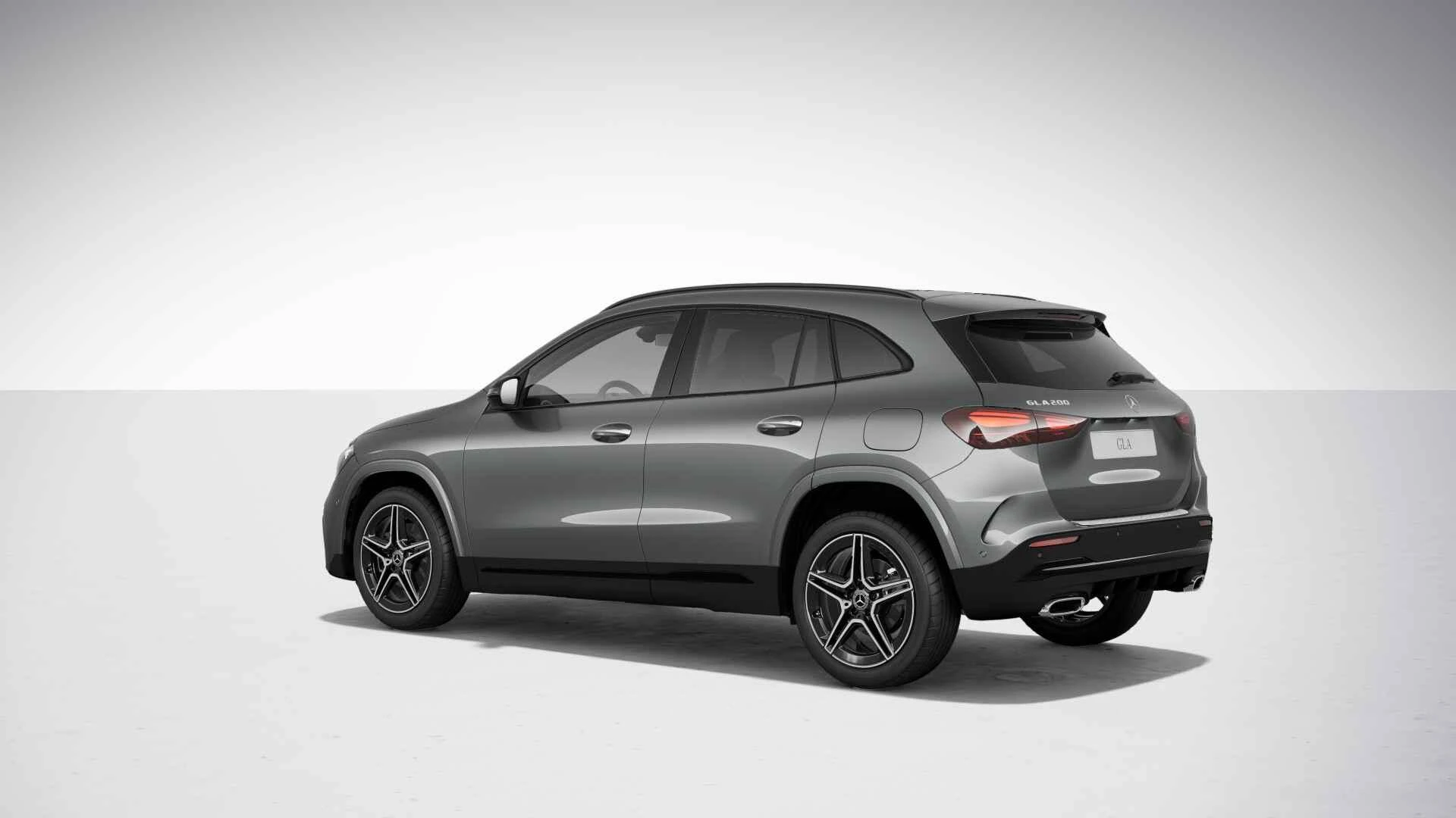 Mercedes-Benz-GLA-image-2