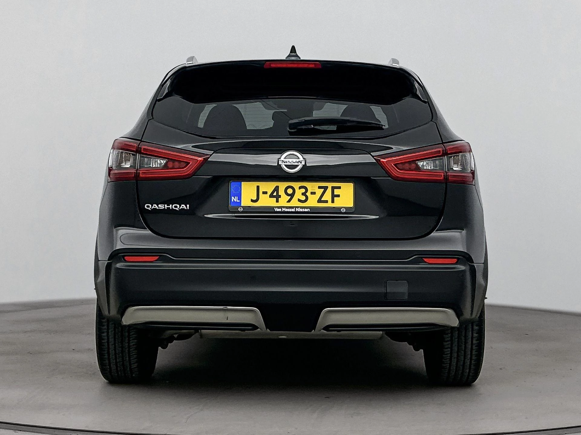Nissan-QASHQAI-image-4