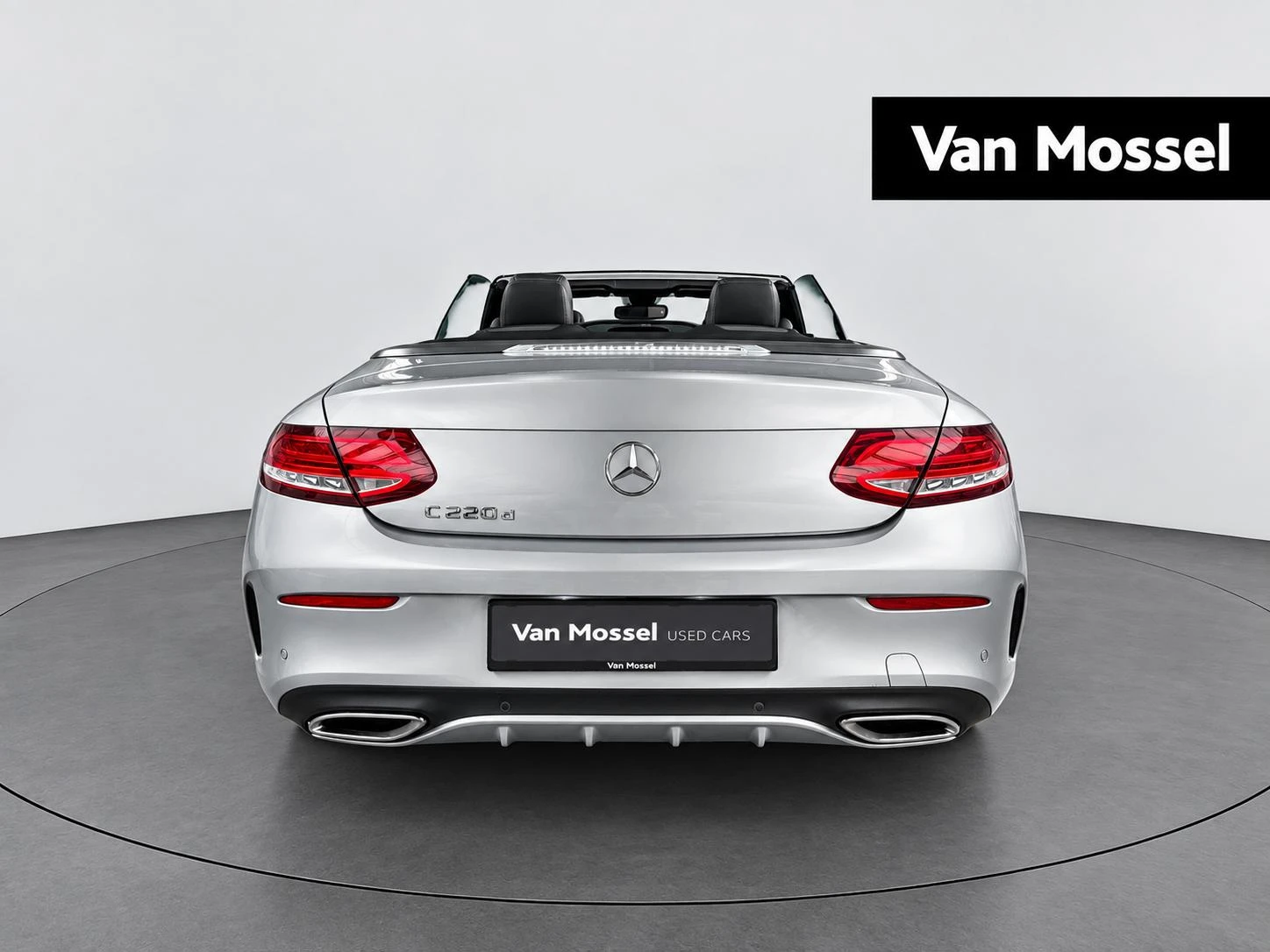 Mercedes-Benz-C-Klasse-image-5