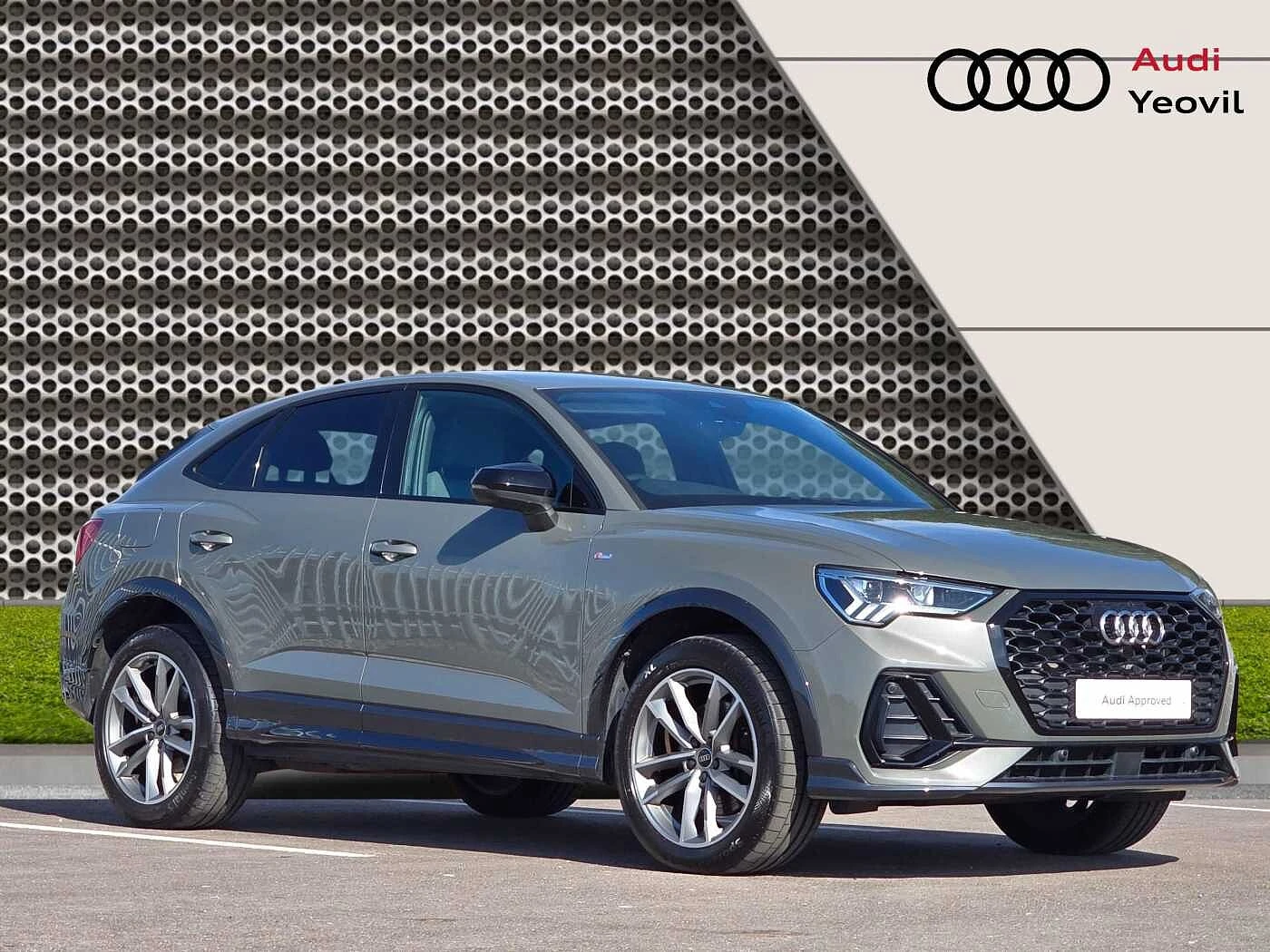 Audi-Q3-image-15