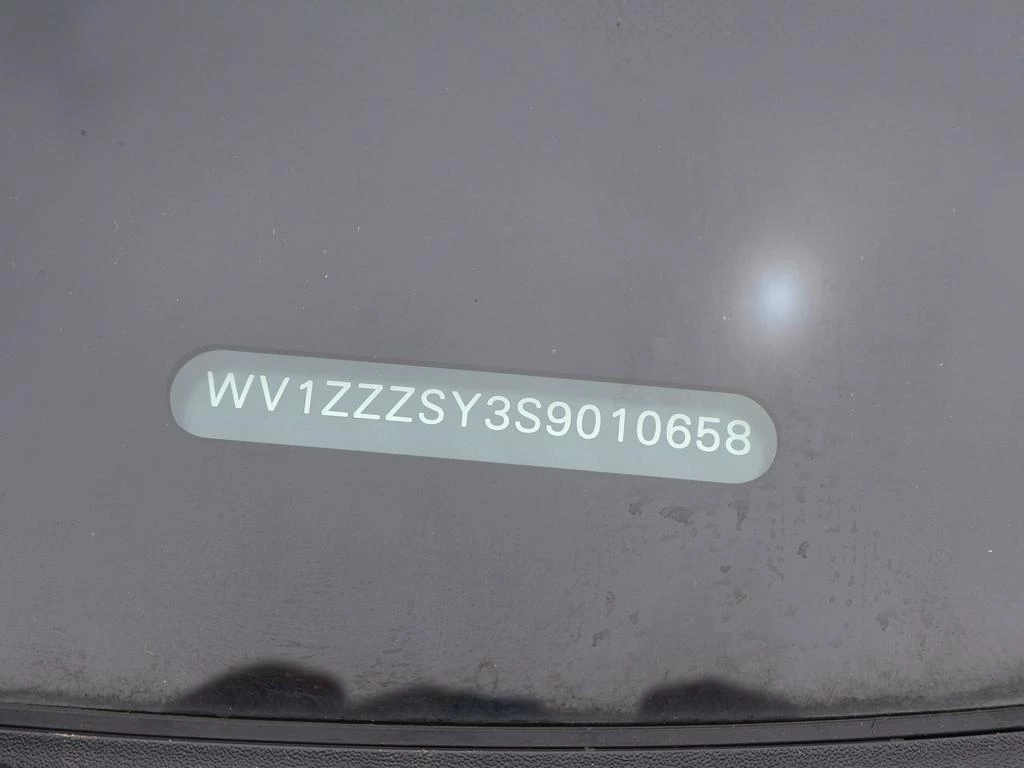 Volkswagen-Crafter-image-11