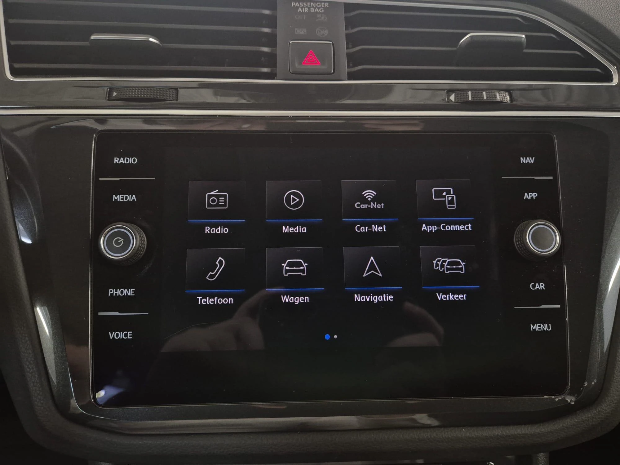 Volkswagen-Tiguan-image-17