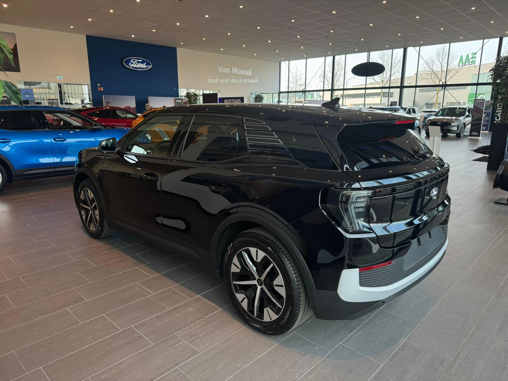 Ford-Explorer-image-1