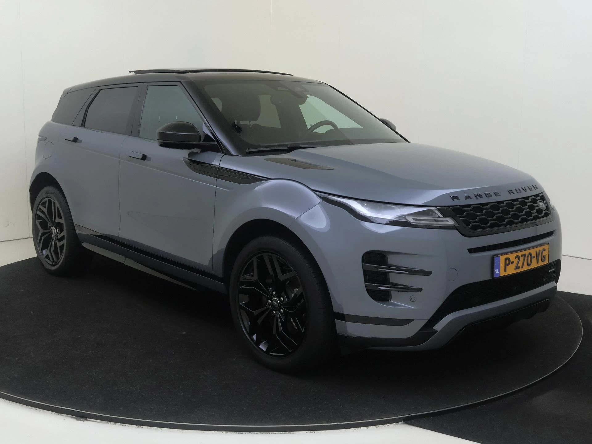 Land Rover-Range Rover Evoque-image-1