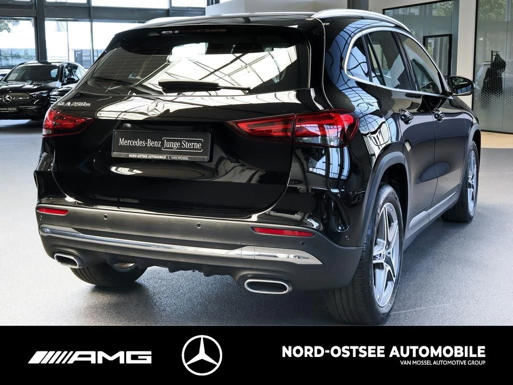 Mercedes-Benz GLA 250 e AMG SHZ MBUX TEMPOMAT AMG Line