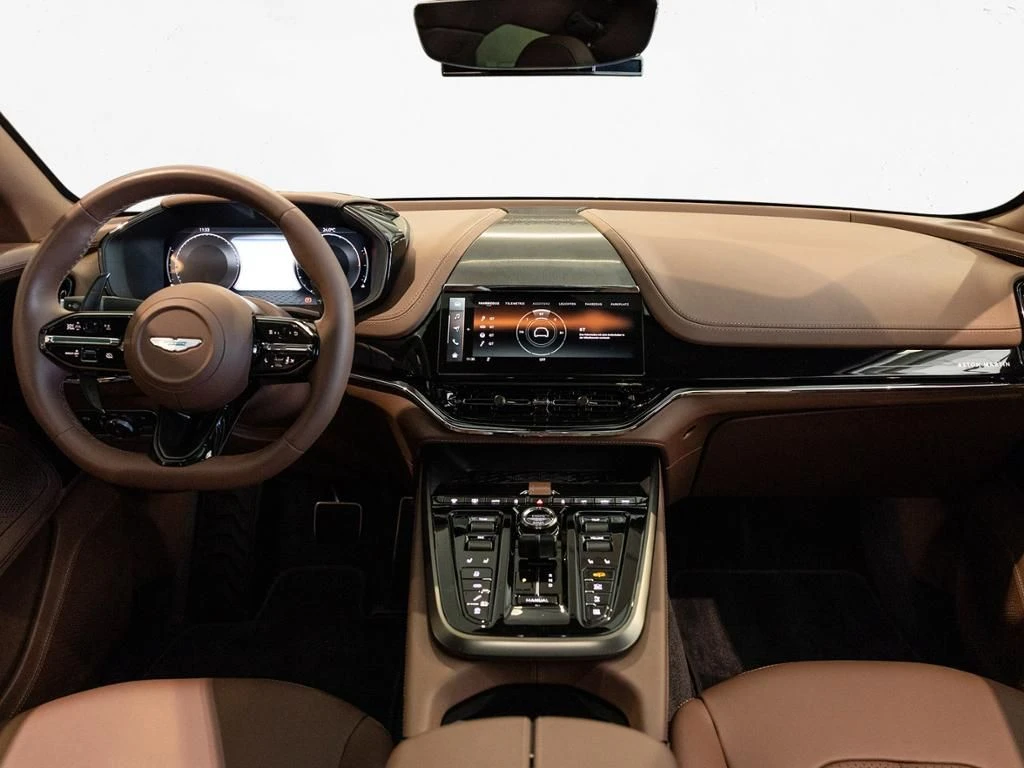 Aston Martin-DBX-image-13