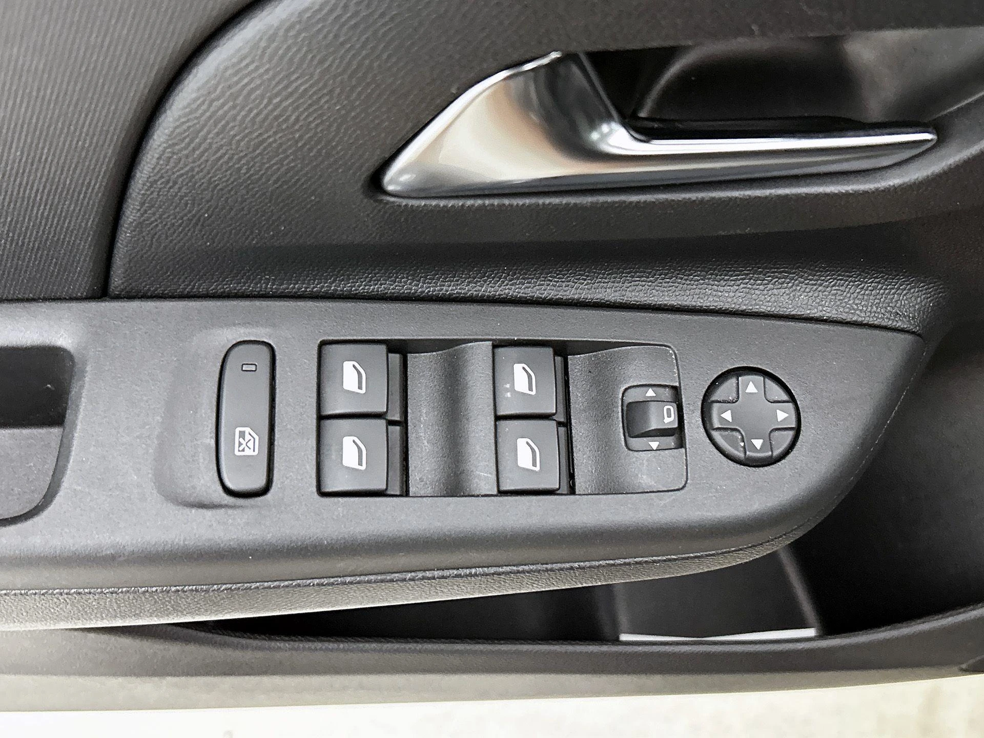 Opel-Corsa-e-image-34
