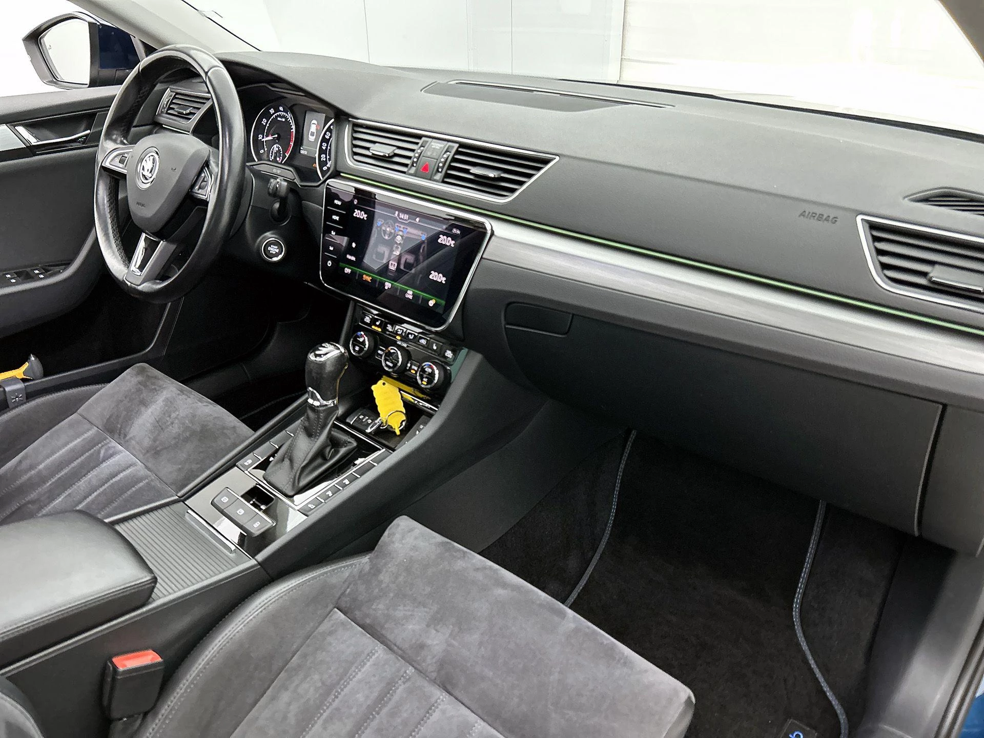 Škoda-Superb-image-28