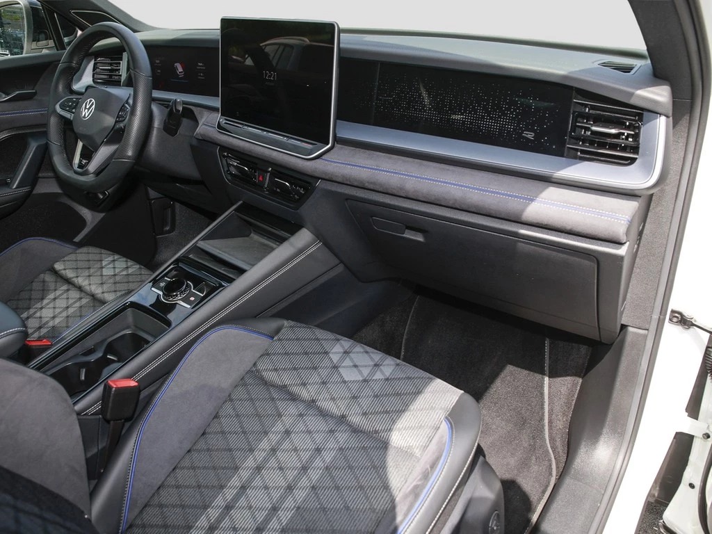 Volkswagen Tayron 1.5 TSI DSG eHybrid R-Line "3,99%" AHK, Pano., 360°Kam., IQ.Light.