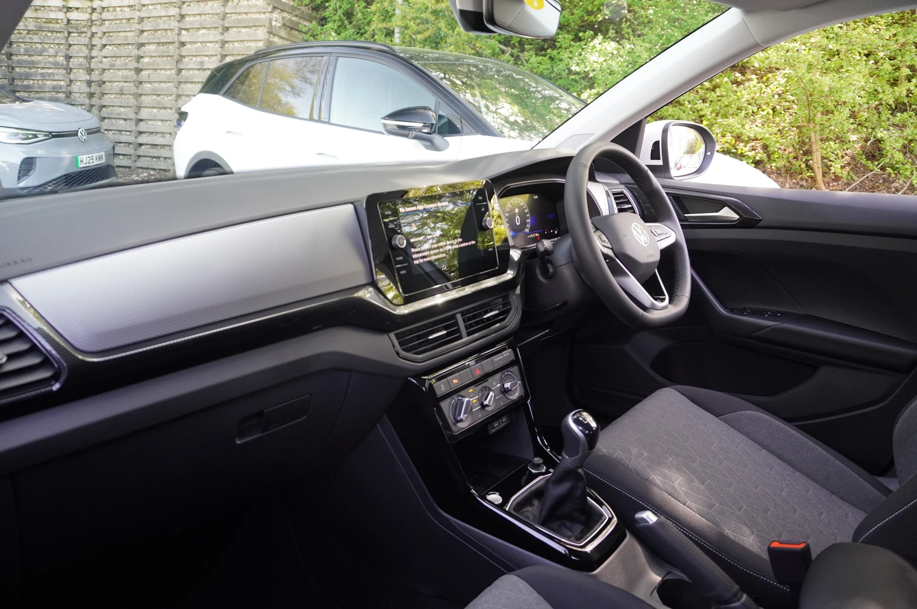 Volkswagen-T-Cross-image-1