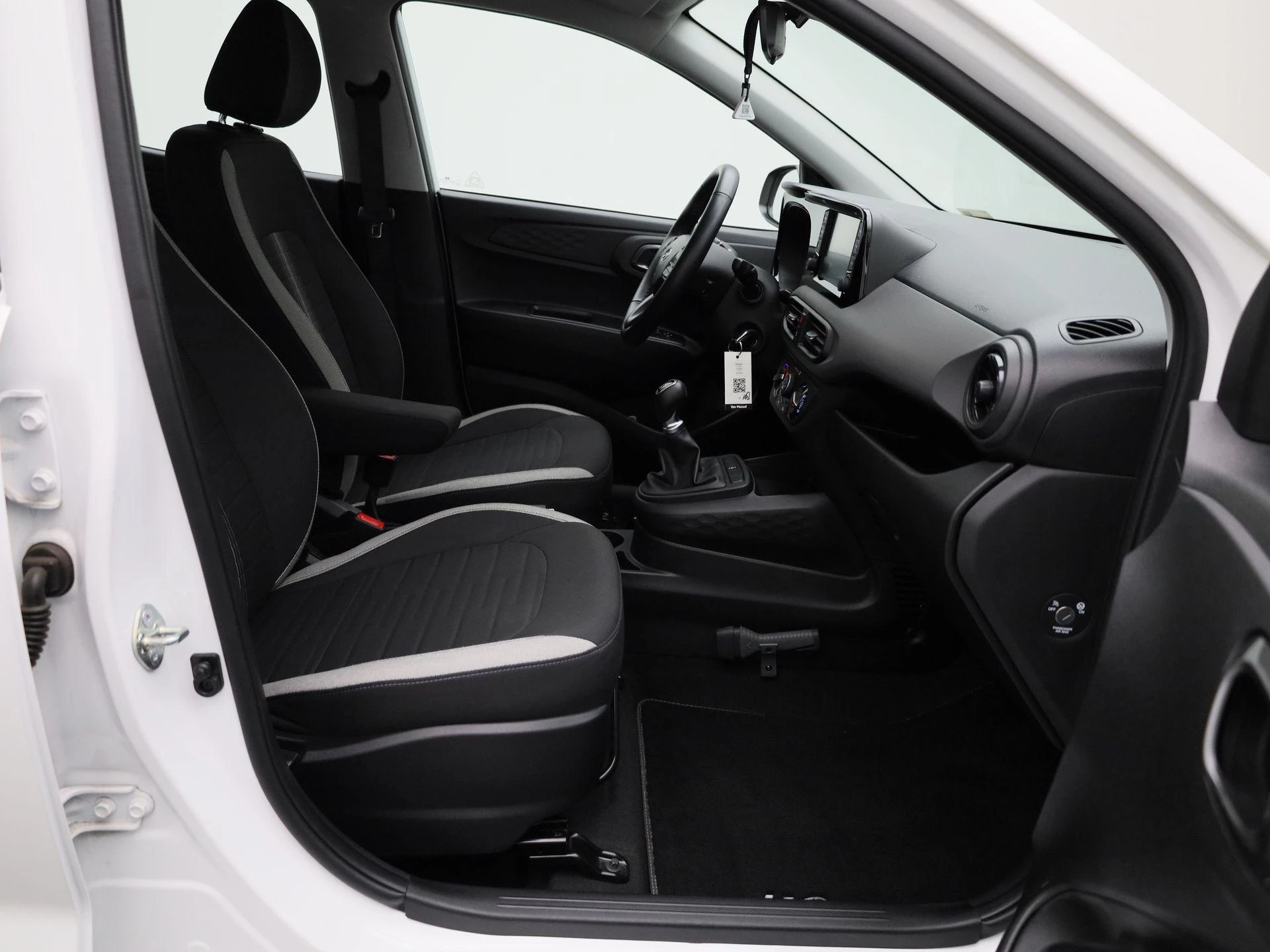 Hyundai-i10-image-26