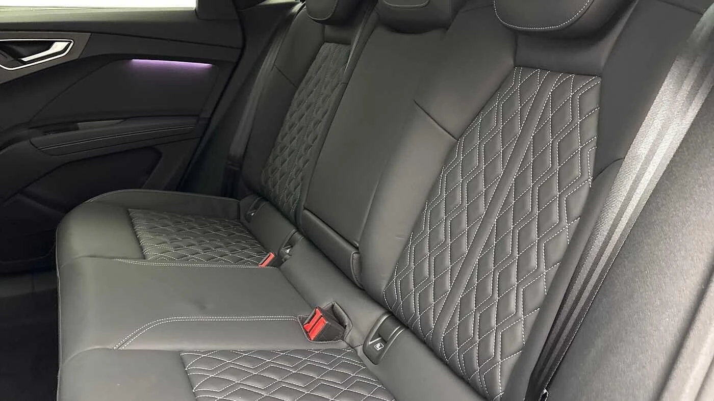 Audi-Q4 Sportback e-tron-image-6