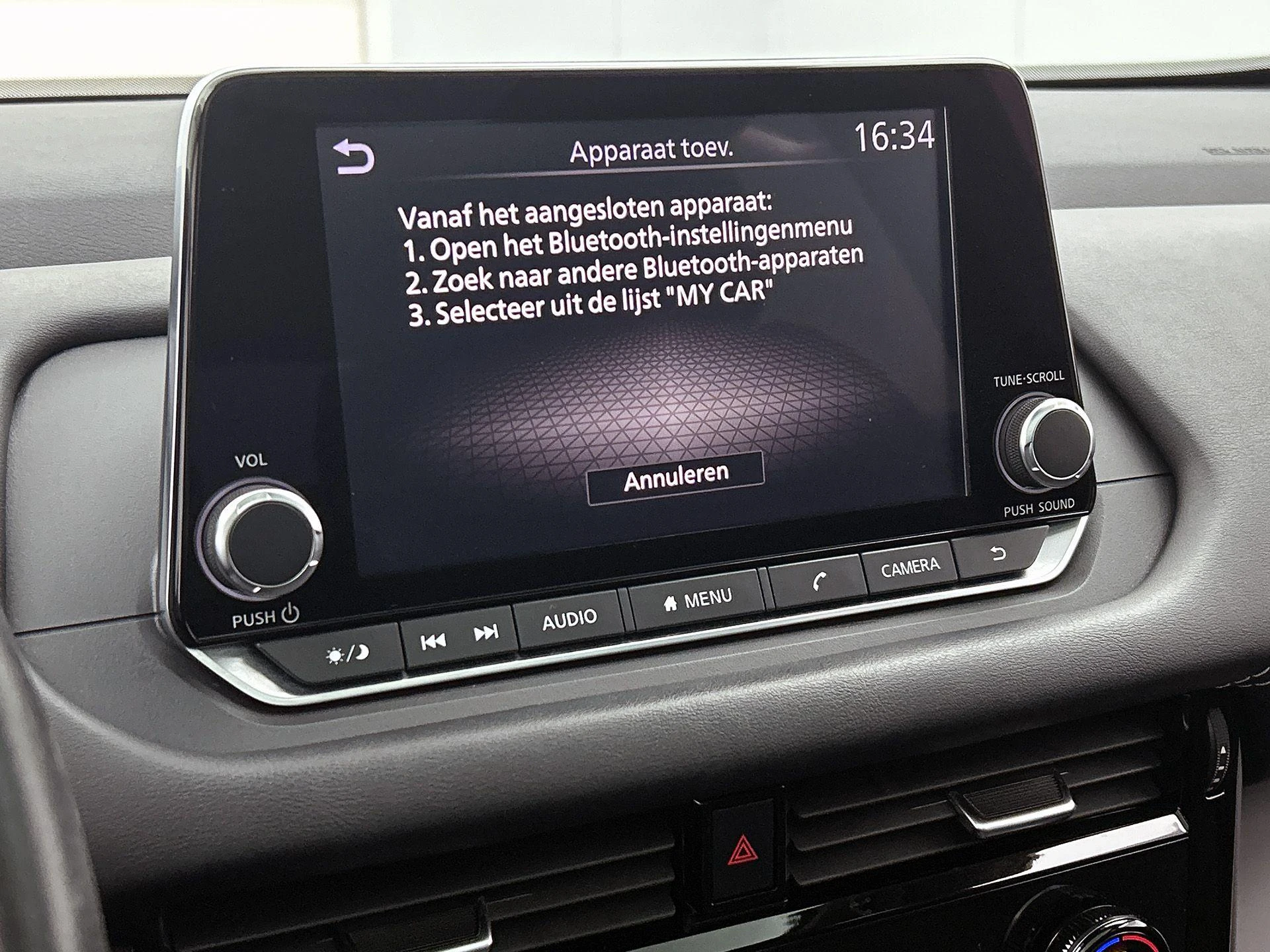 Nissan-QASHQAI-image-11