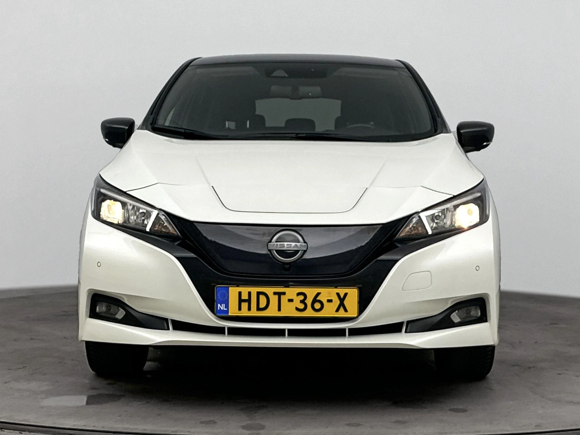 Nissan-Leaf-image-4
