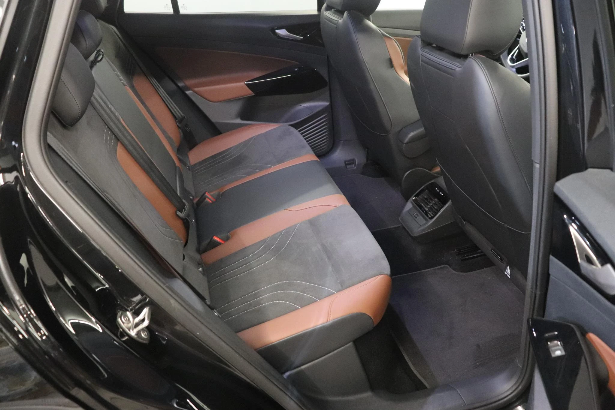 Volkswagen ID.4 77kWh 210kW Pro Business