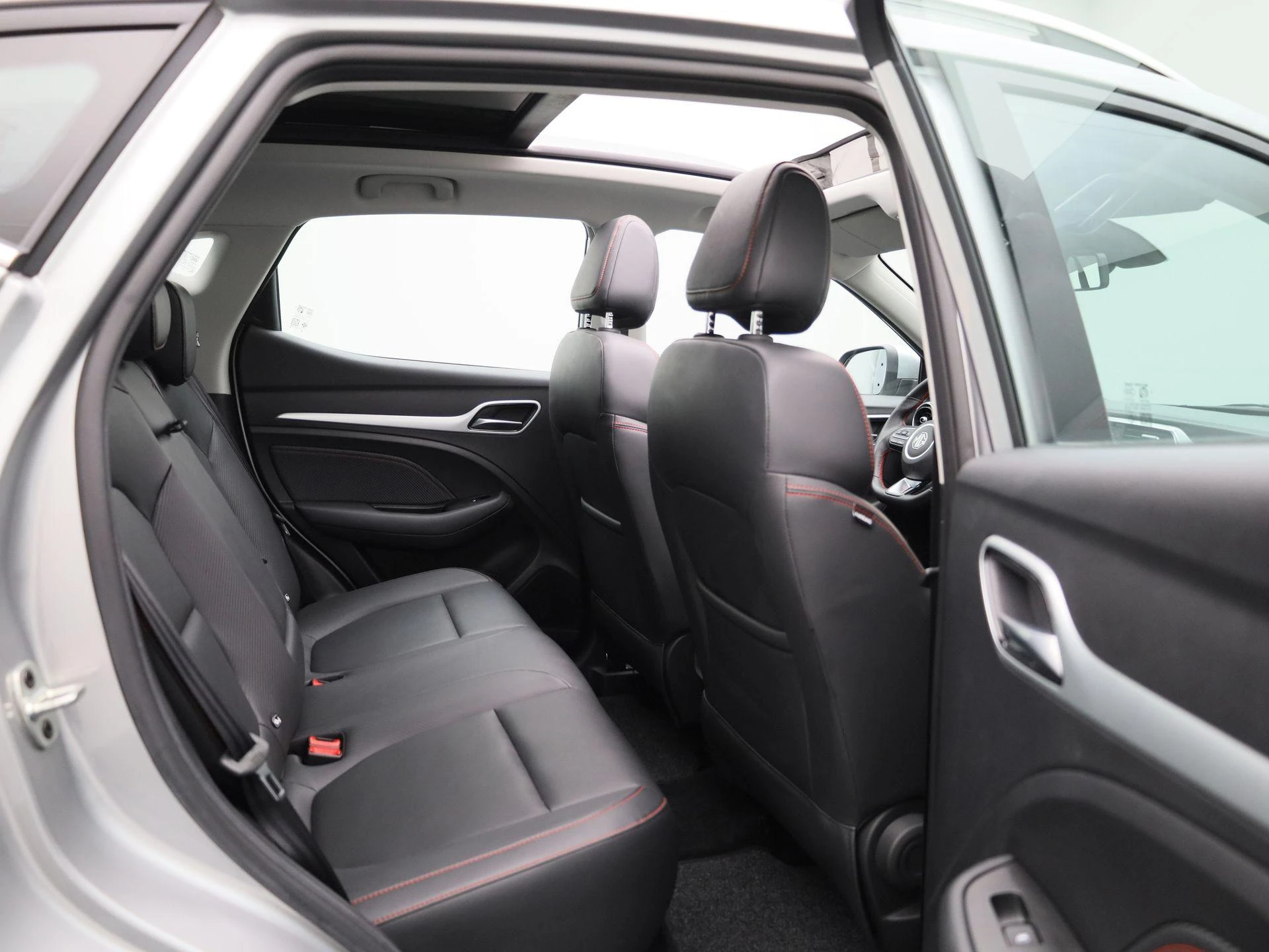 MG ZS EV - 36
