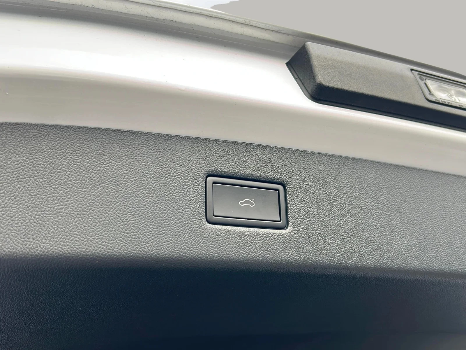 Ford-Explorer-image-21