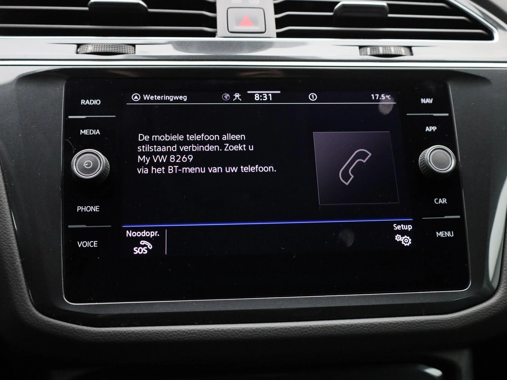 Volkswagen-Tiguan-image-22