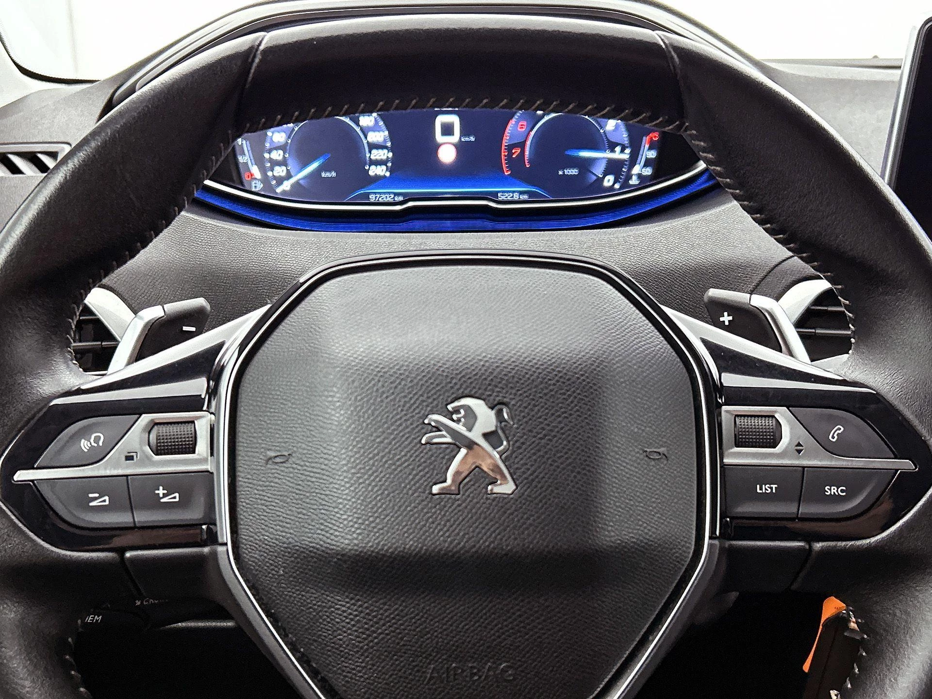 Peugeot 3008 1.2 PureTech Blue Lease Executive
