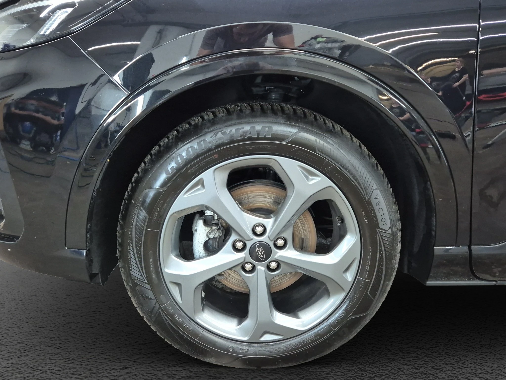 Ford-Kuga-image-8
