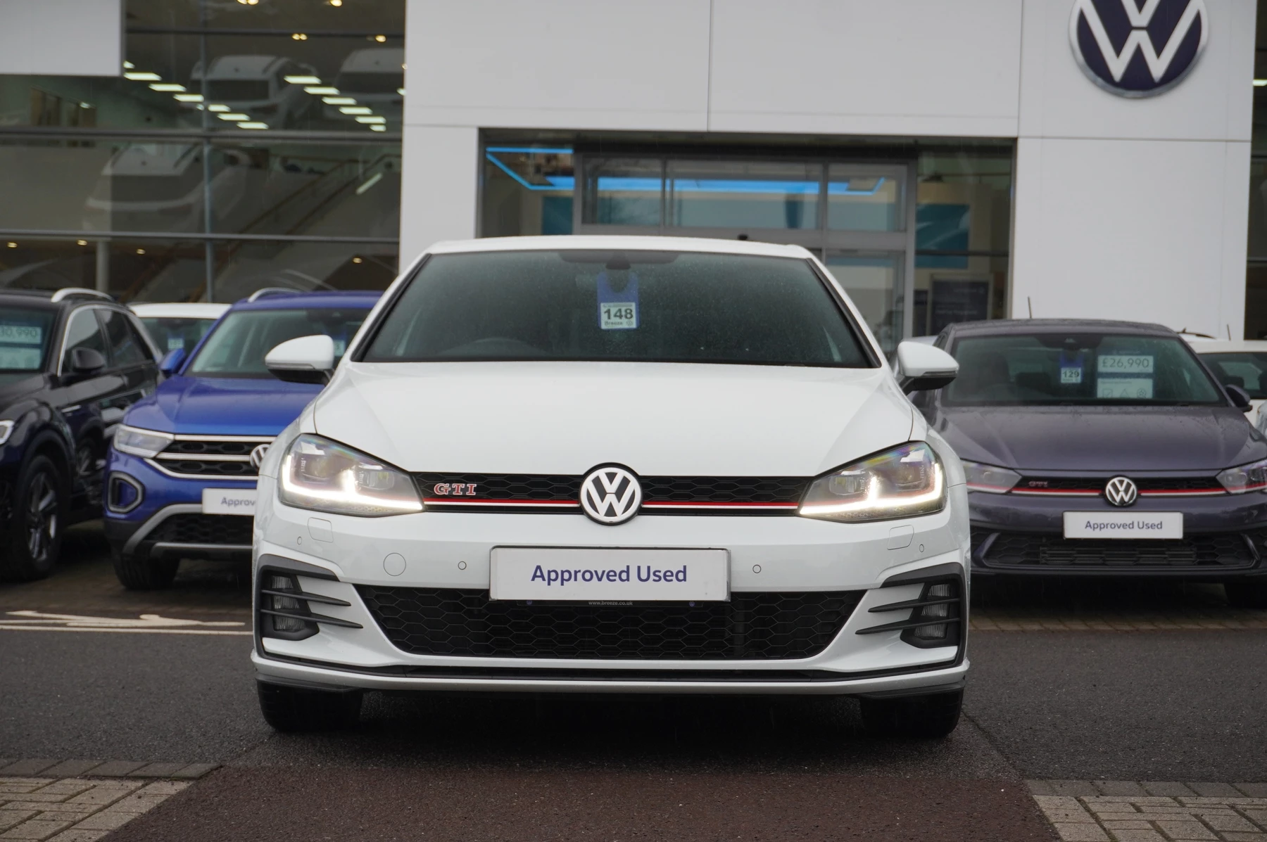 Volkswagen-Golf-image-6