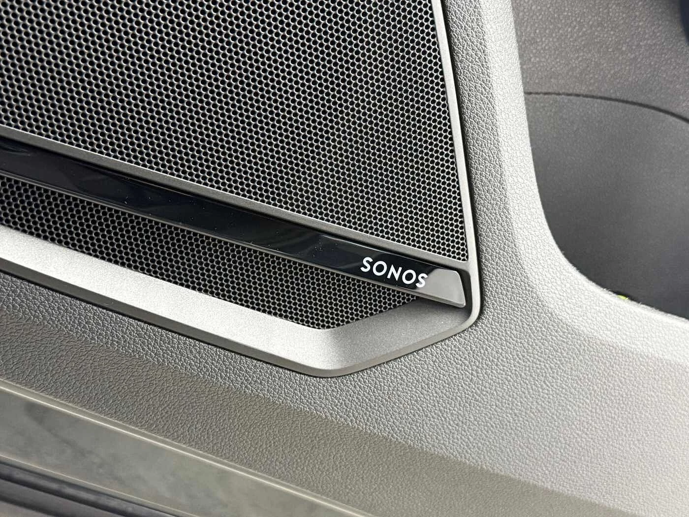 Audi-Q2-image-17
