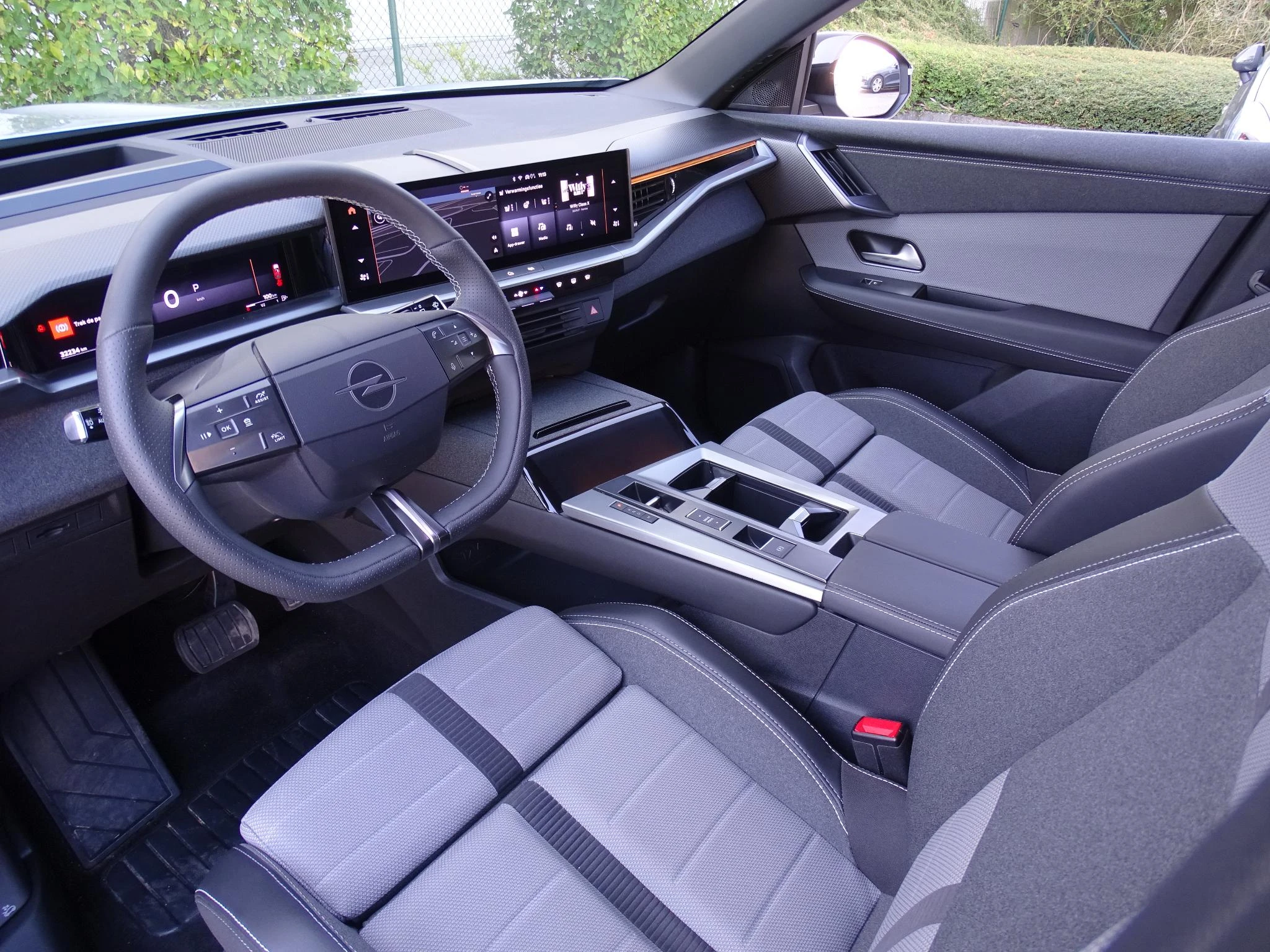 Opel Grandland 1.2 Turbo S/S Hybrid GS VERWACHT