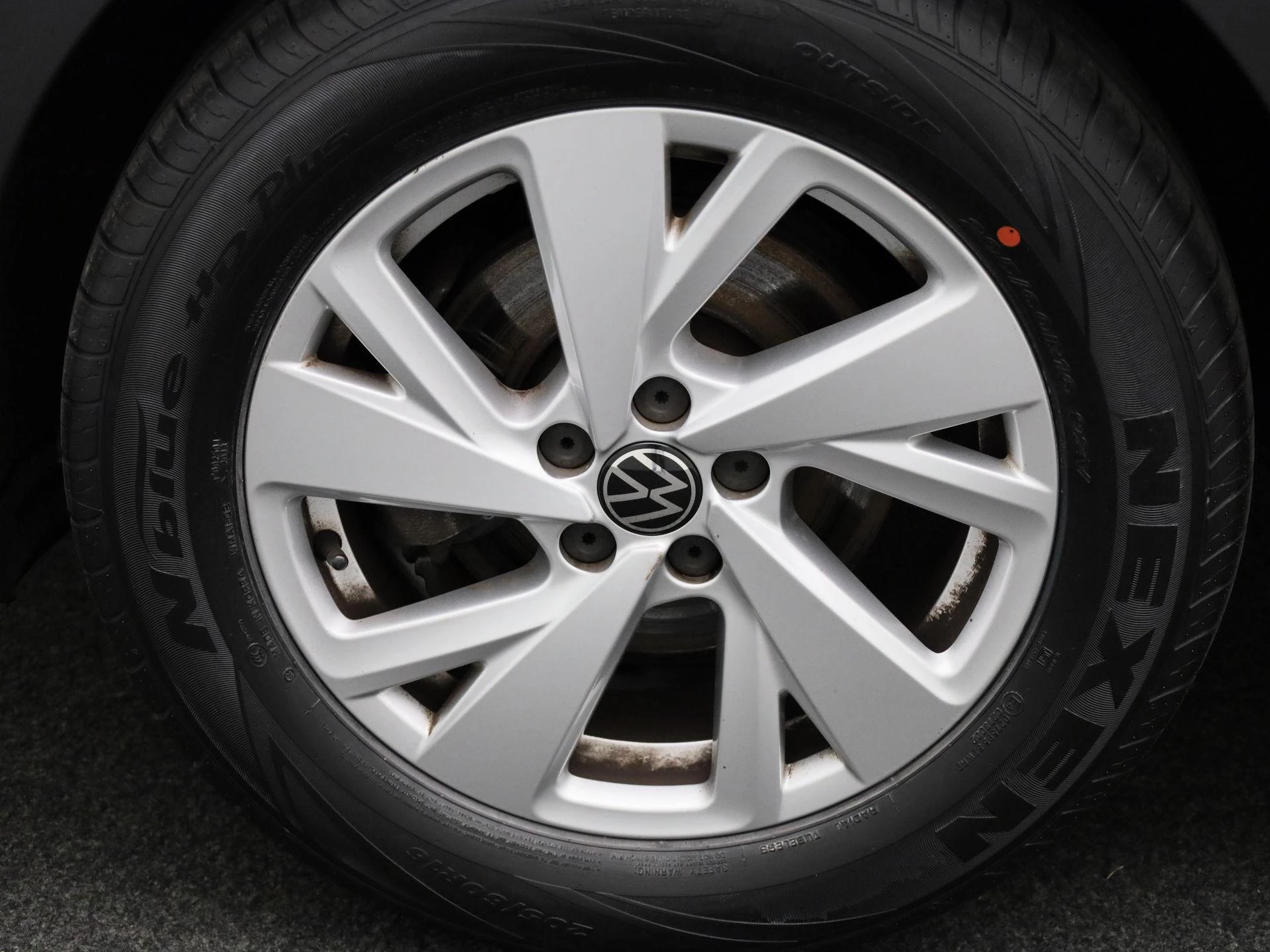 Volkswagen-Taigo-image-12