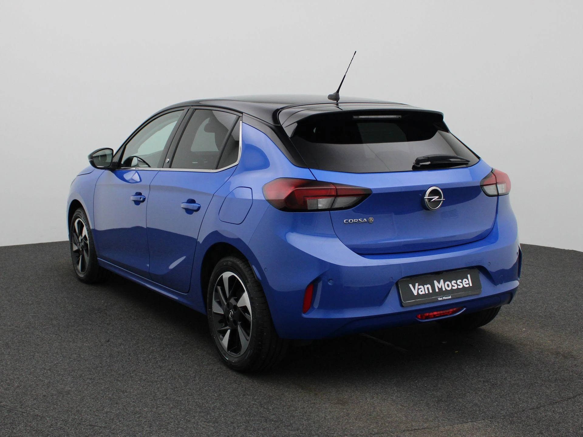 Opel-Corsa-e-image-1