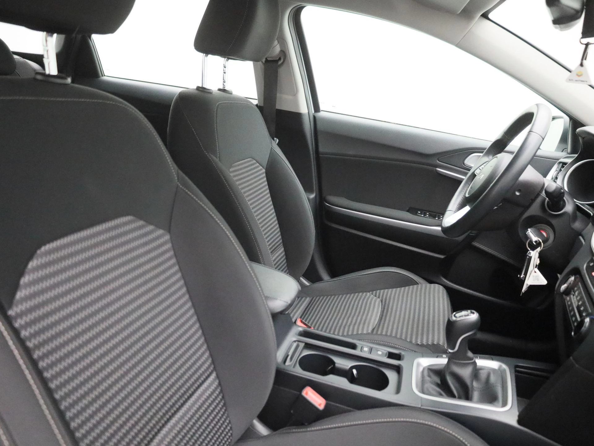 Kia-Ceed Sportswagon-image-30