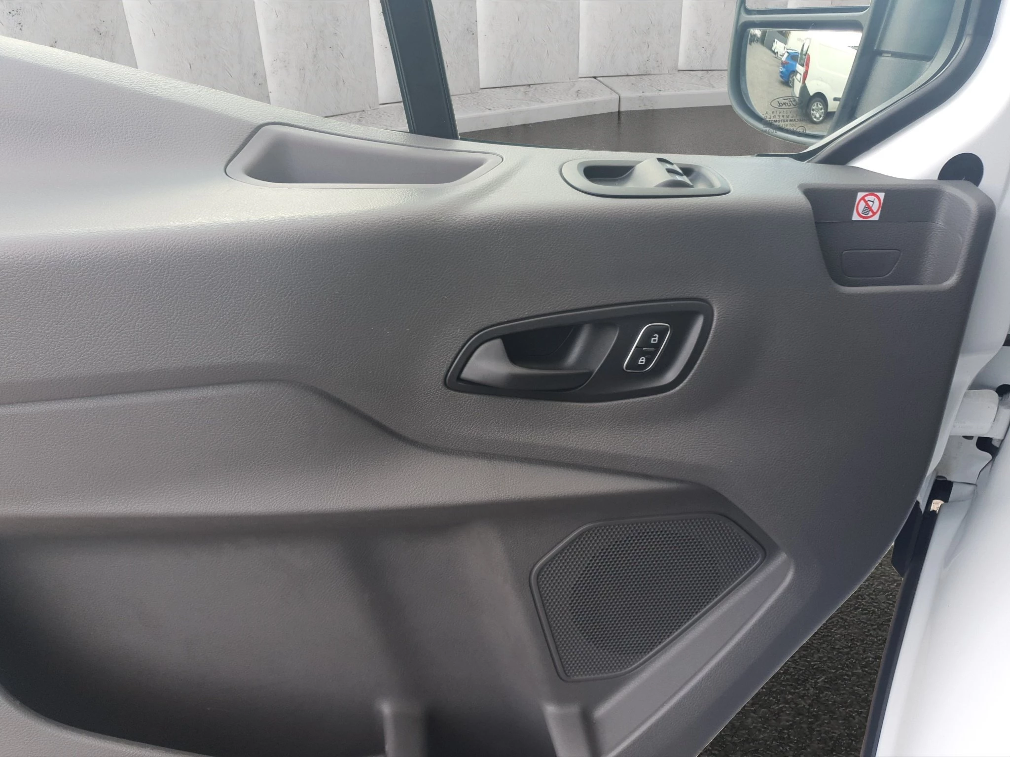 Ford-Transit-image-11