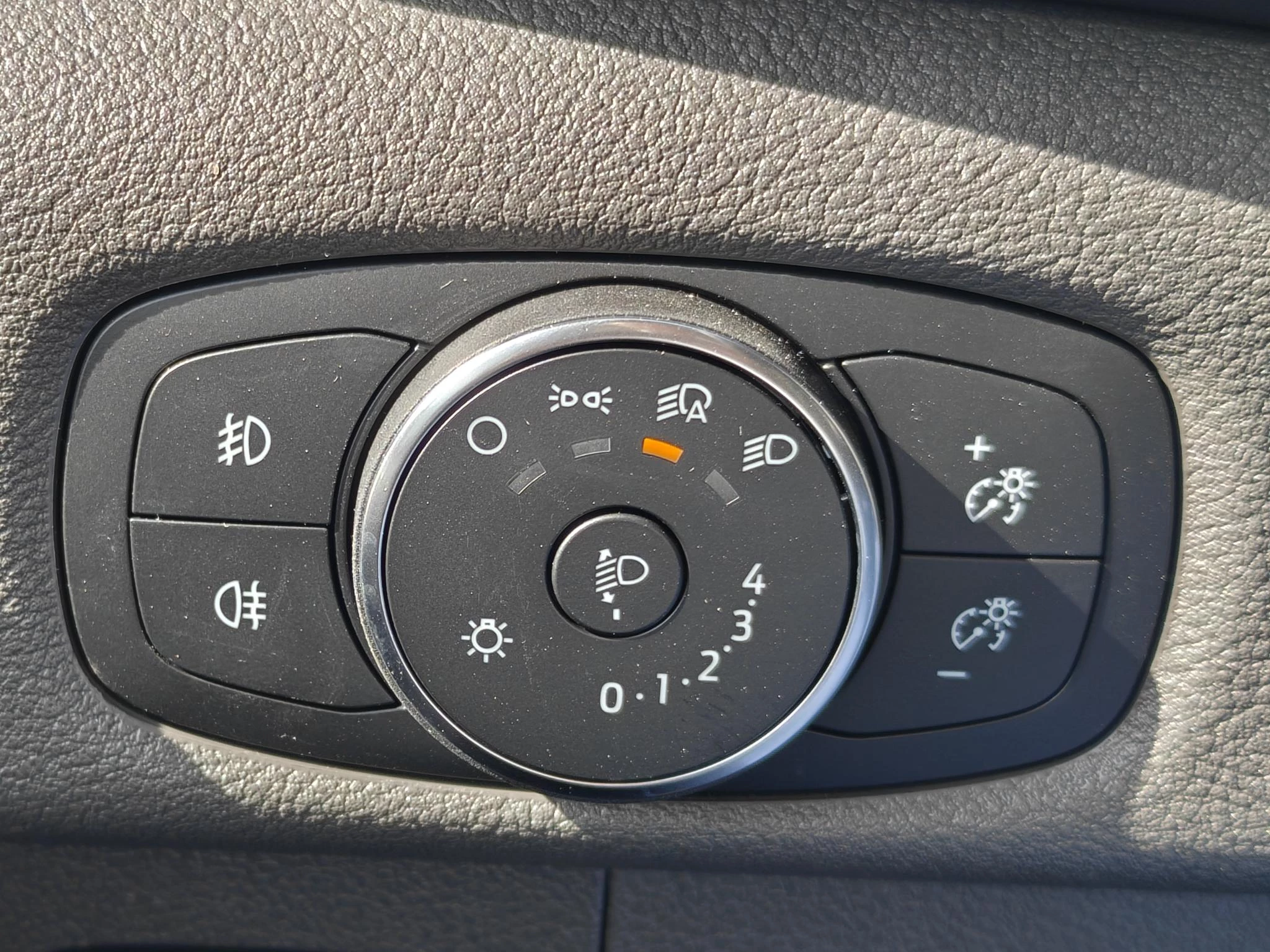 Ford Transit 2T ChassisCabine Meubelbak