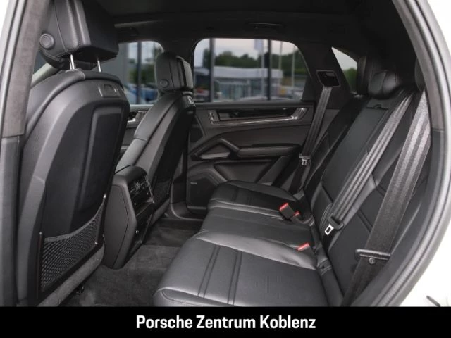 Porsche Cayenne GTS gts