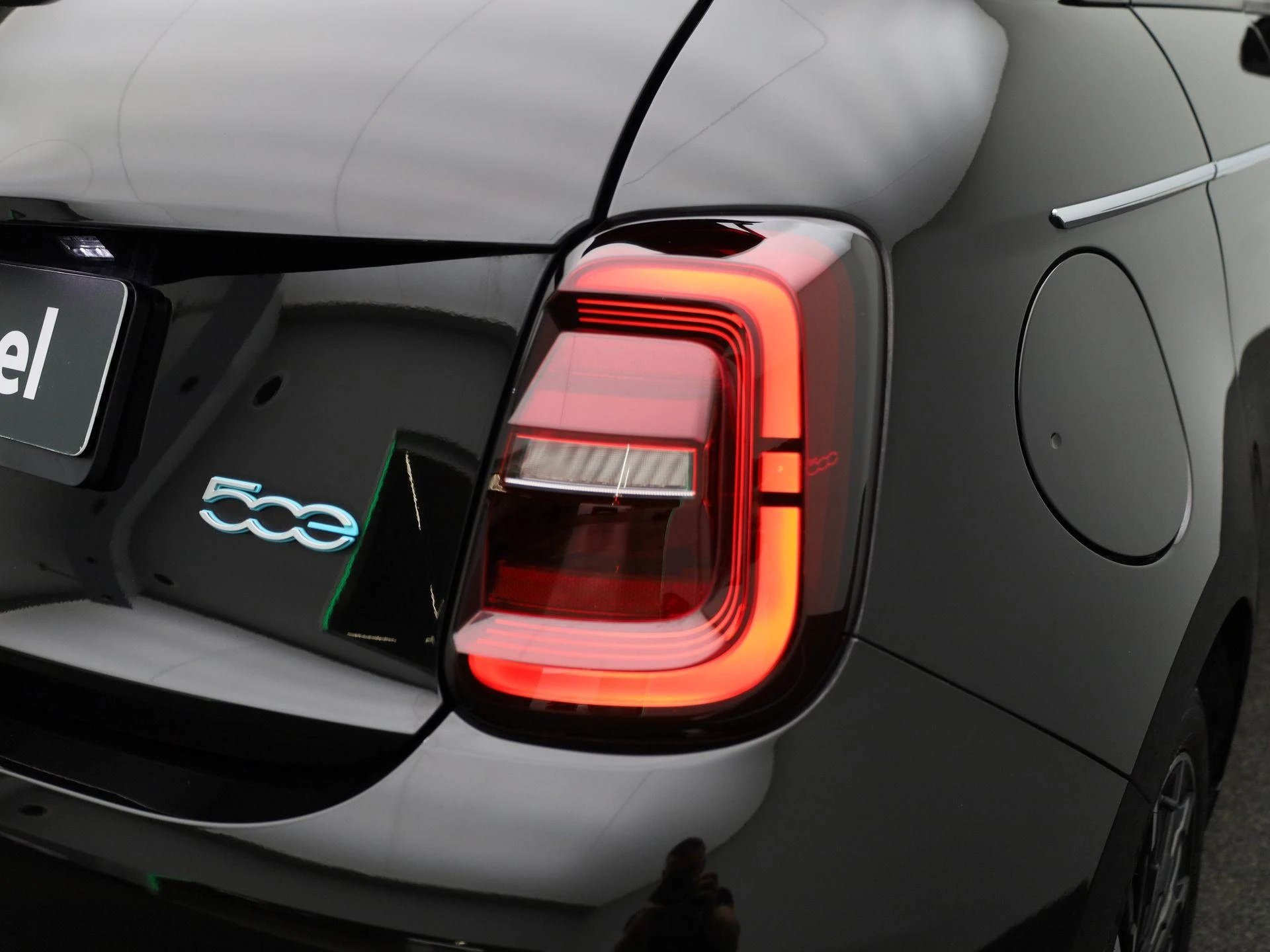 Fiat-500e-image-30