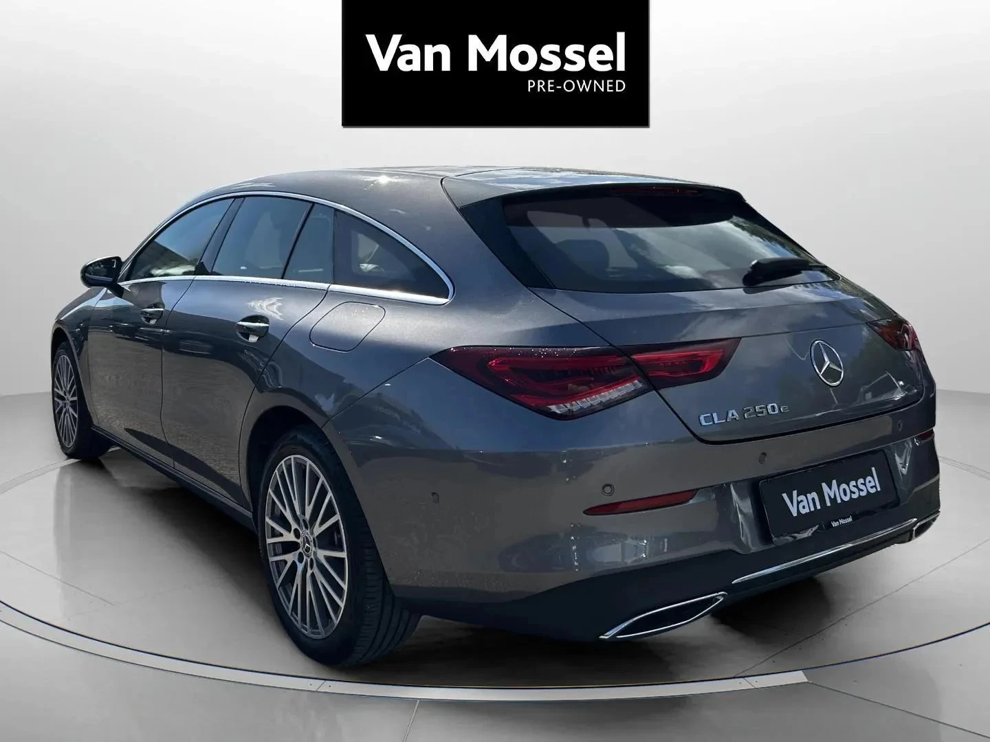 Mercedes-Benz-CLA-image-5