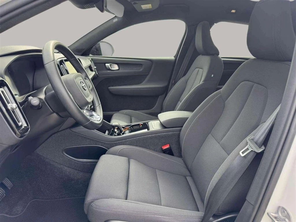 Volvo C40 P6 Recharge Core 231HK 4d Aut.