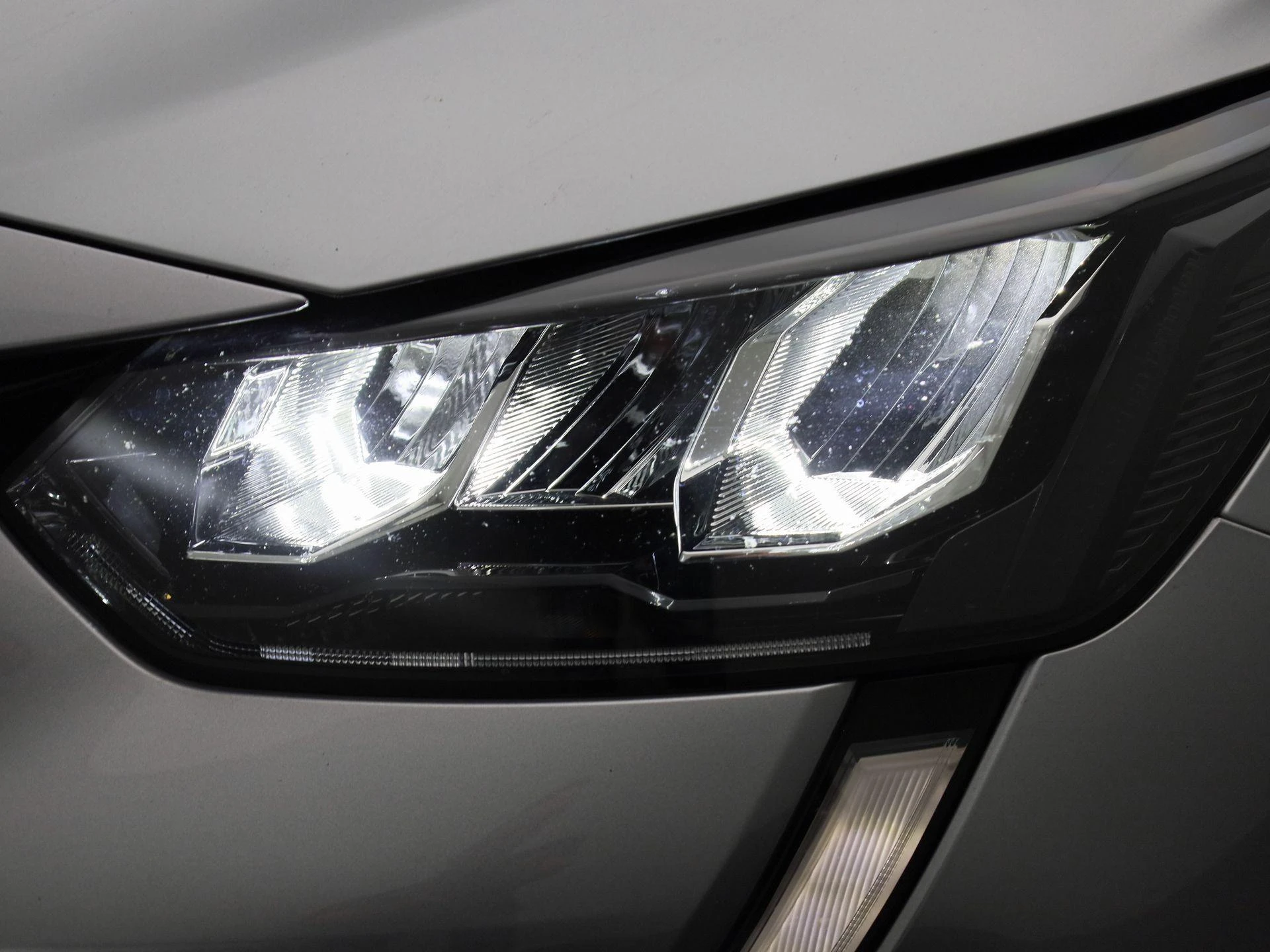 Peugeot e-208 EV Active Pack 50 kWh