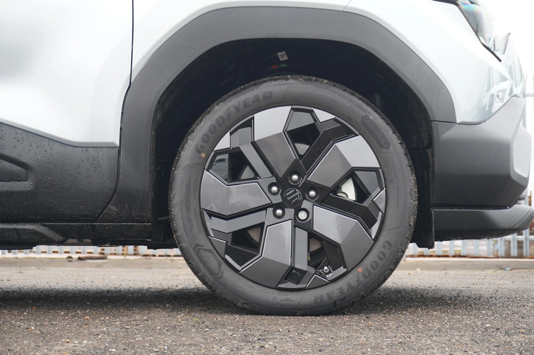 Suzuki-e Vitara-image-16