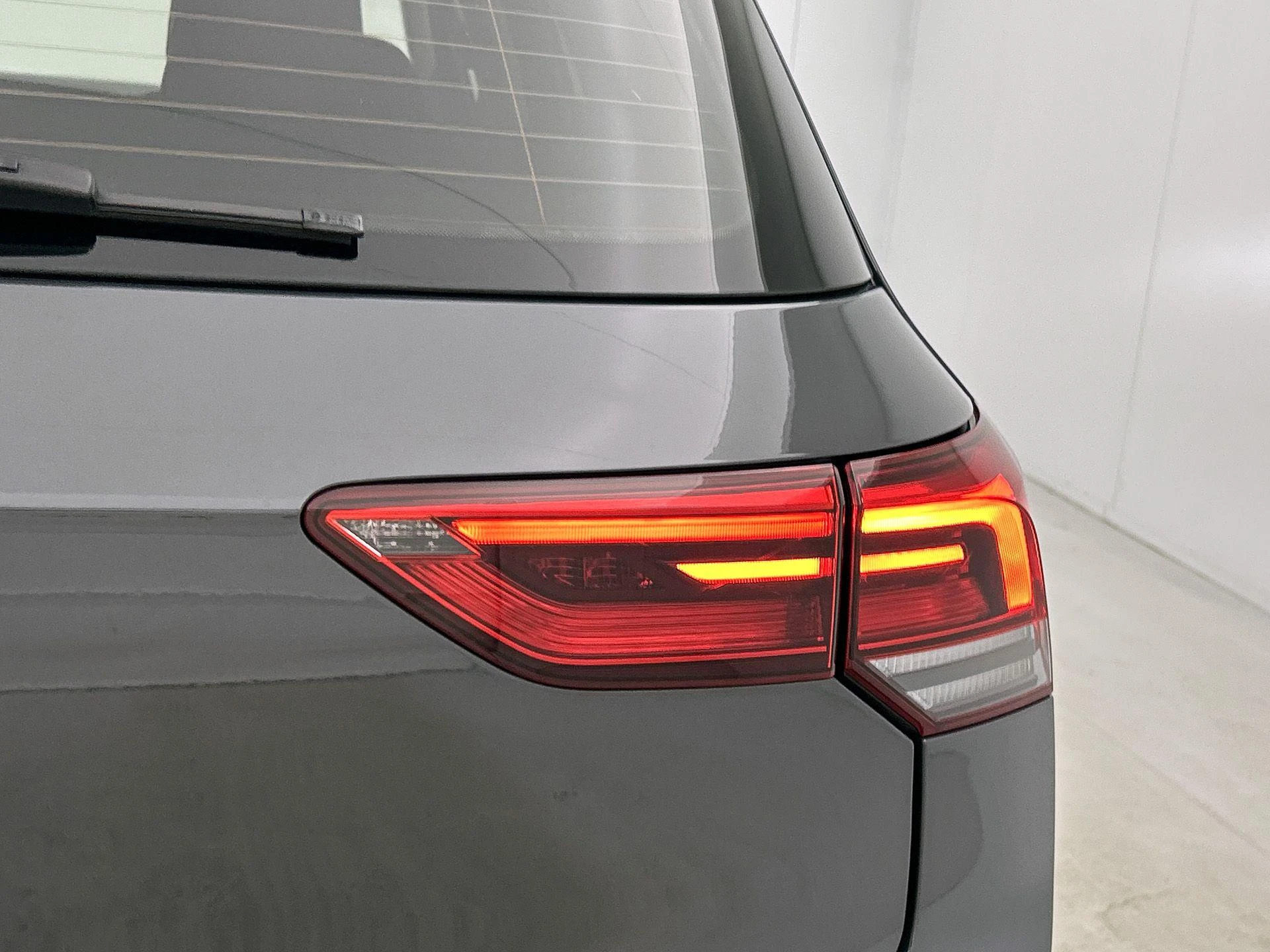 Volkswagen-Golf-image-16
