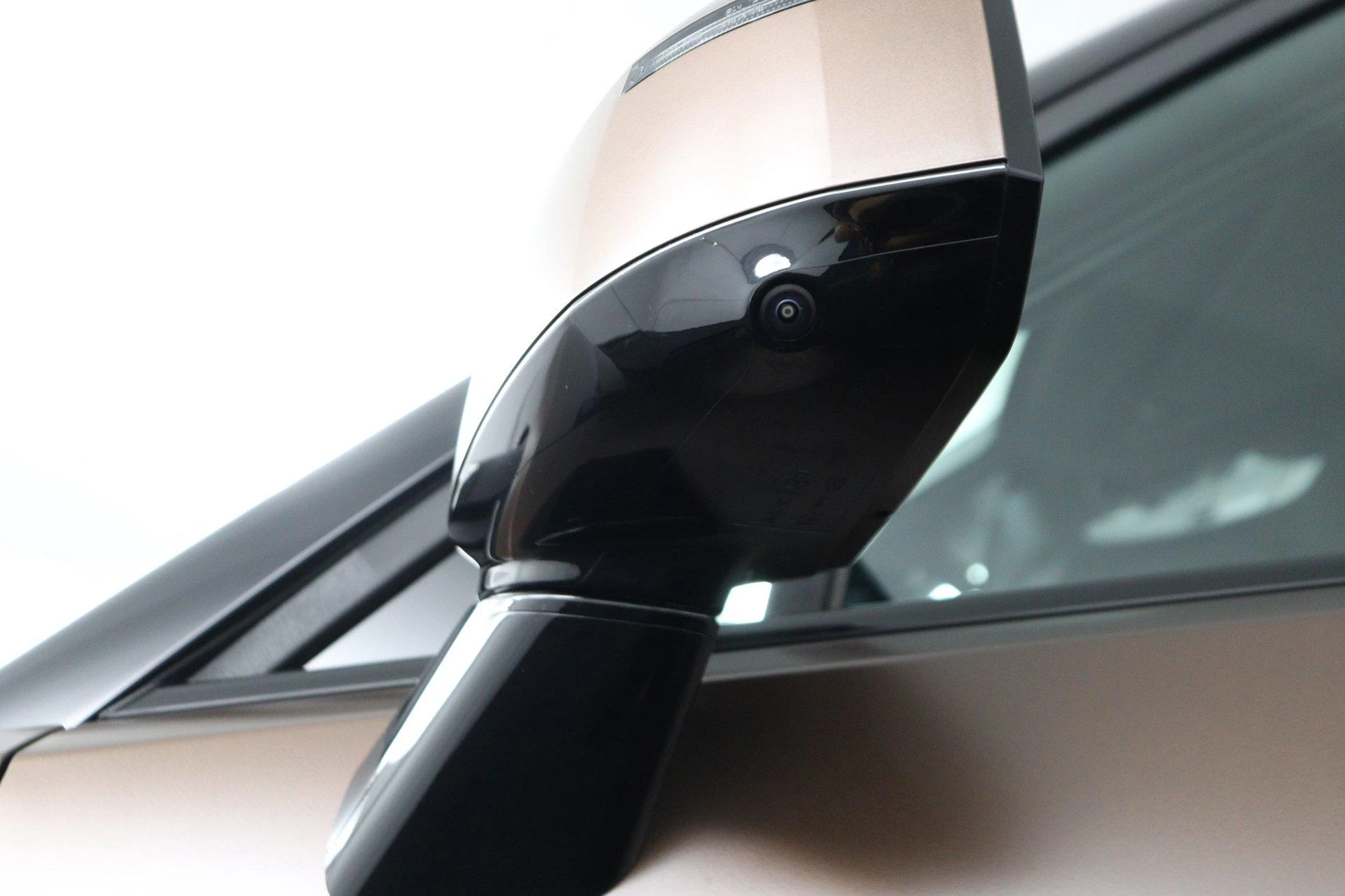 Hyundai-Santa Fe-image-14
