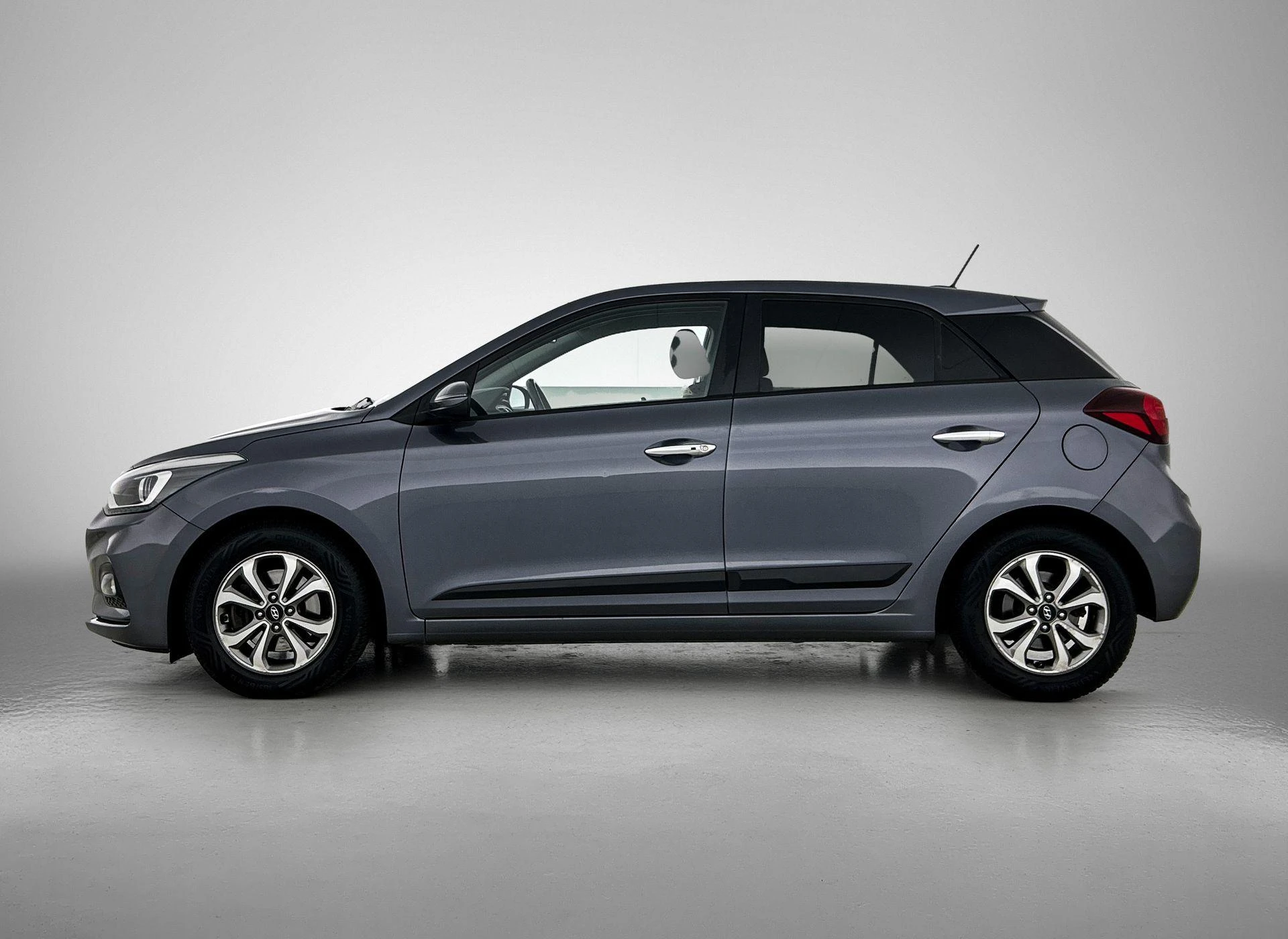 Hyundai-i20-image-1