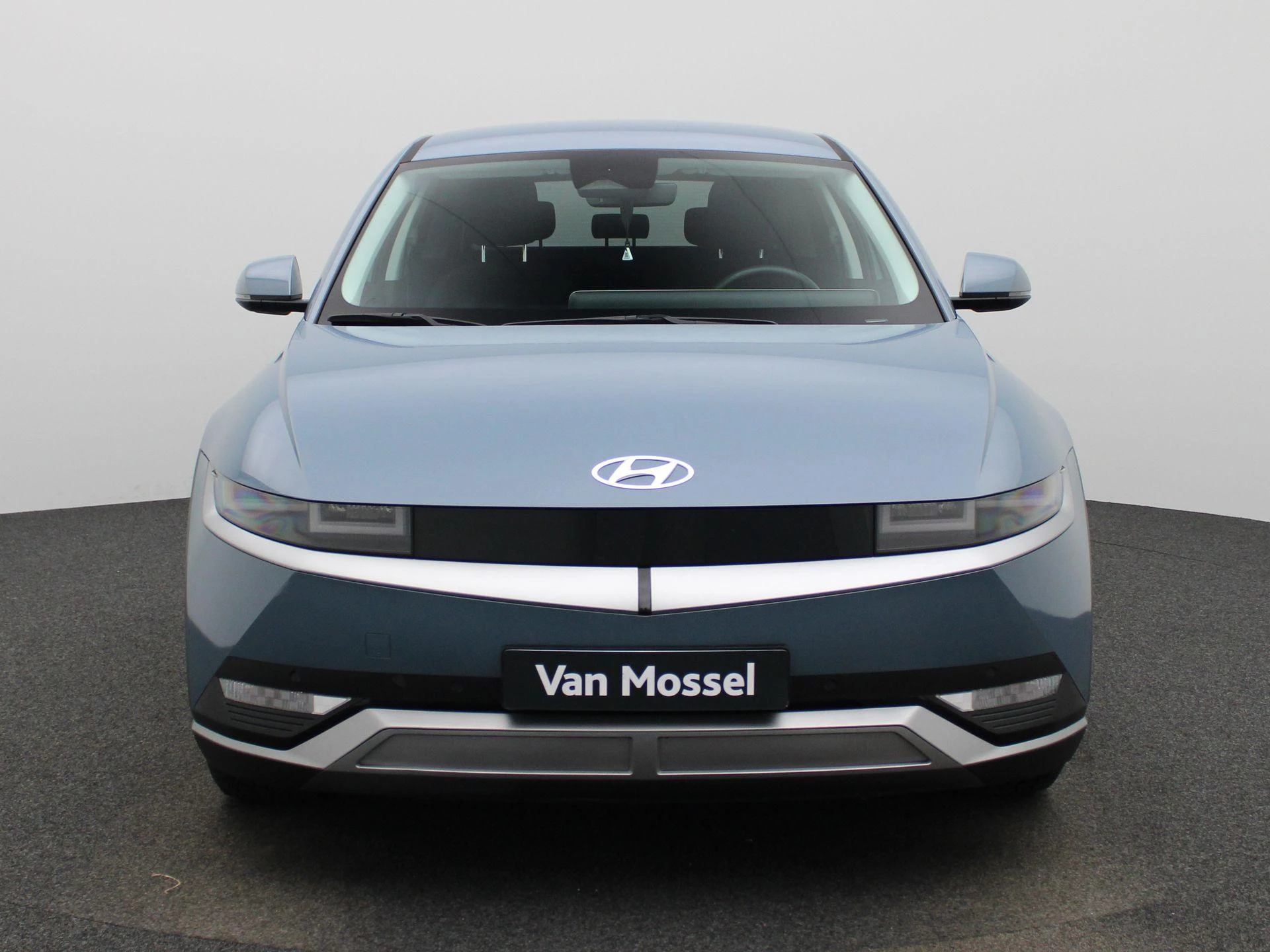 Hyundai-IONIQ 5-image-2