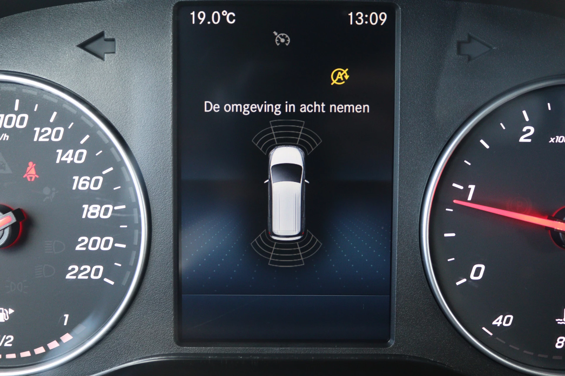 Mercedes-Benz-Citan-image-10
