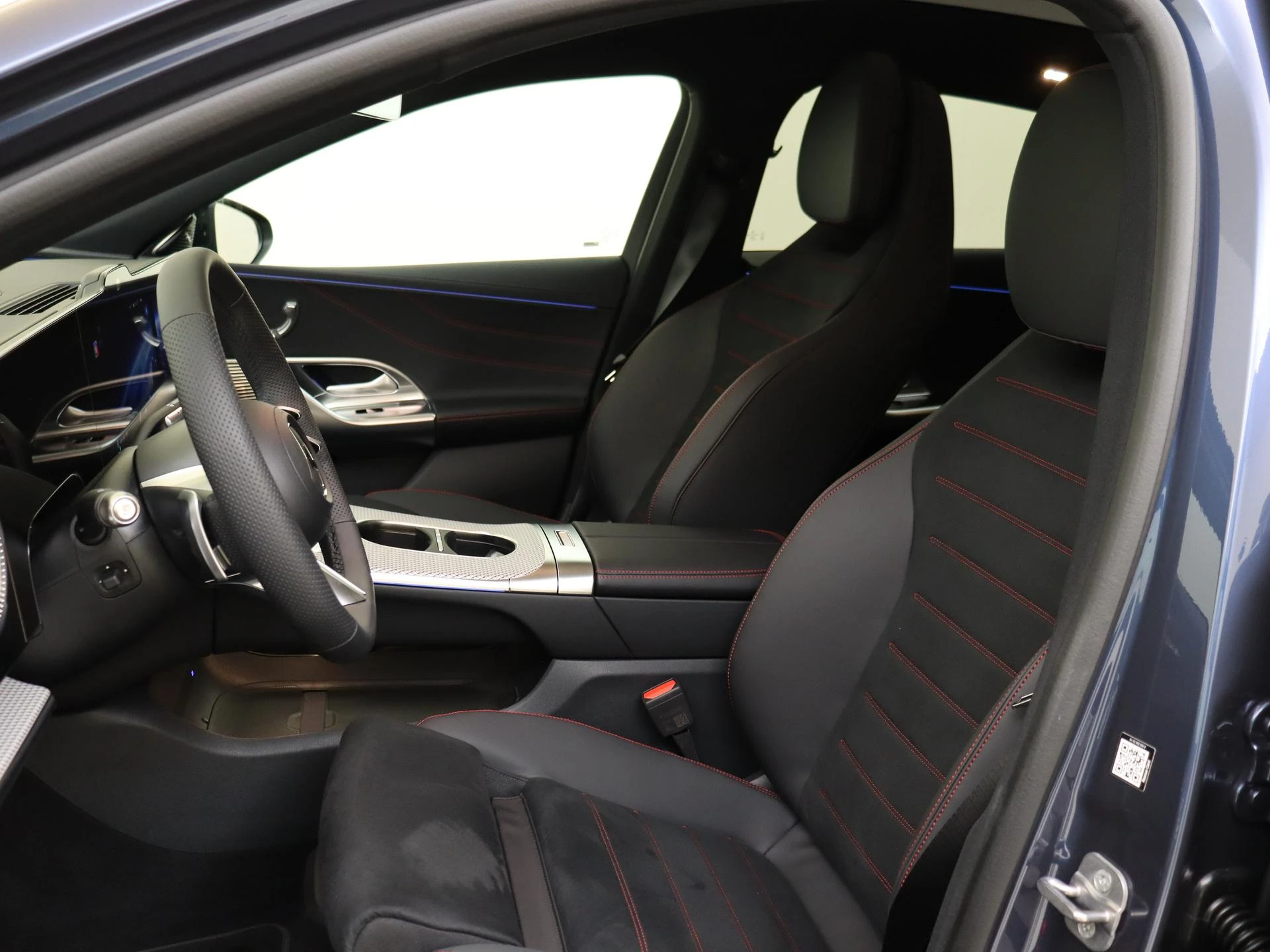 Mercedes-Benz-C-Klasse-image-14