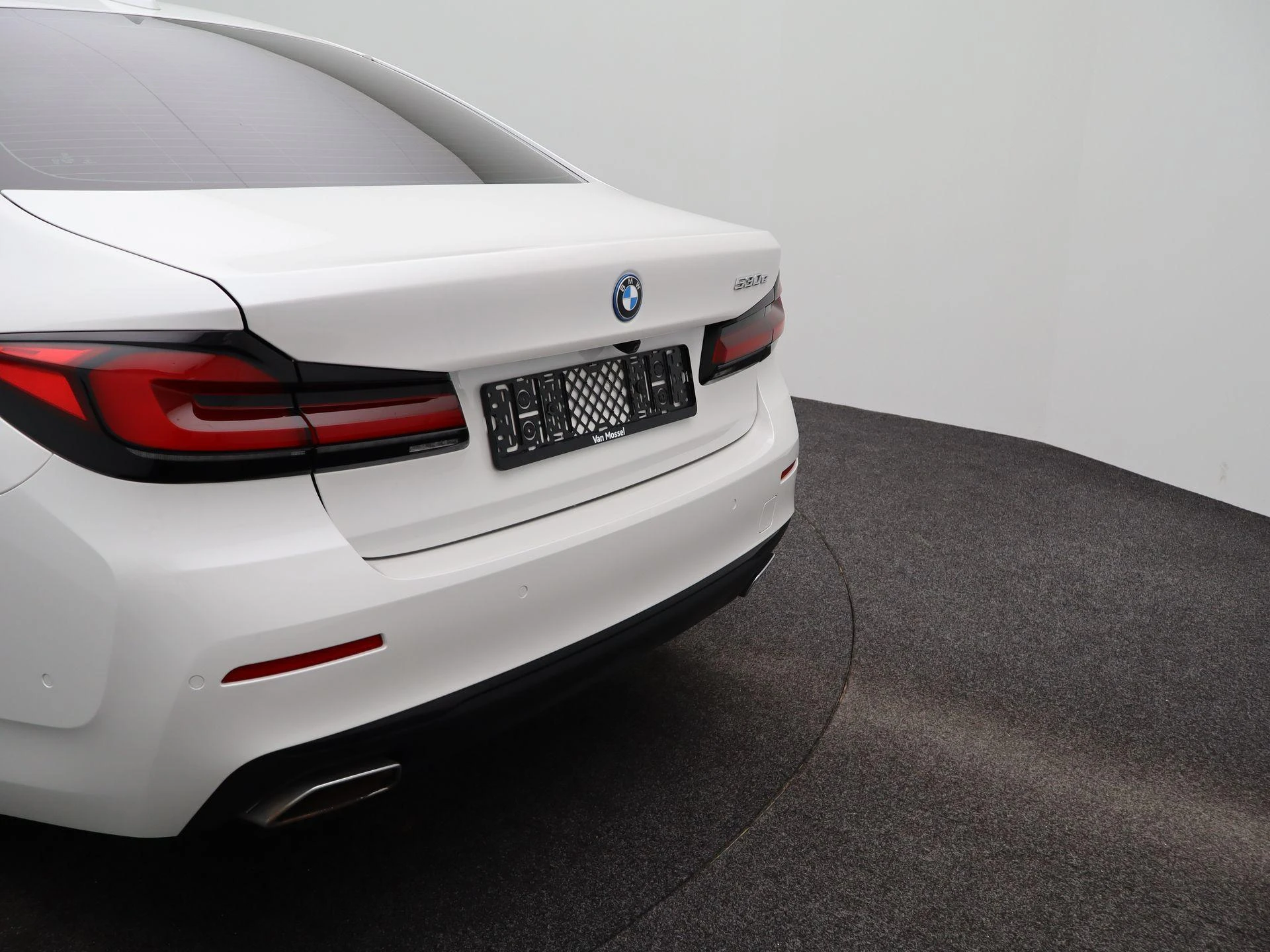 BMW-5 Serie-image-38